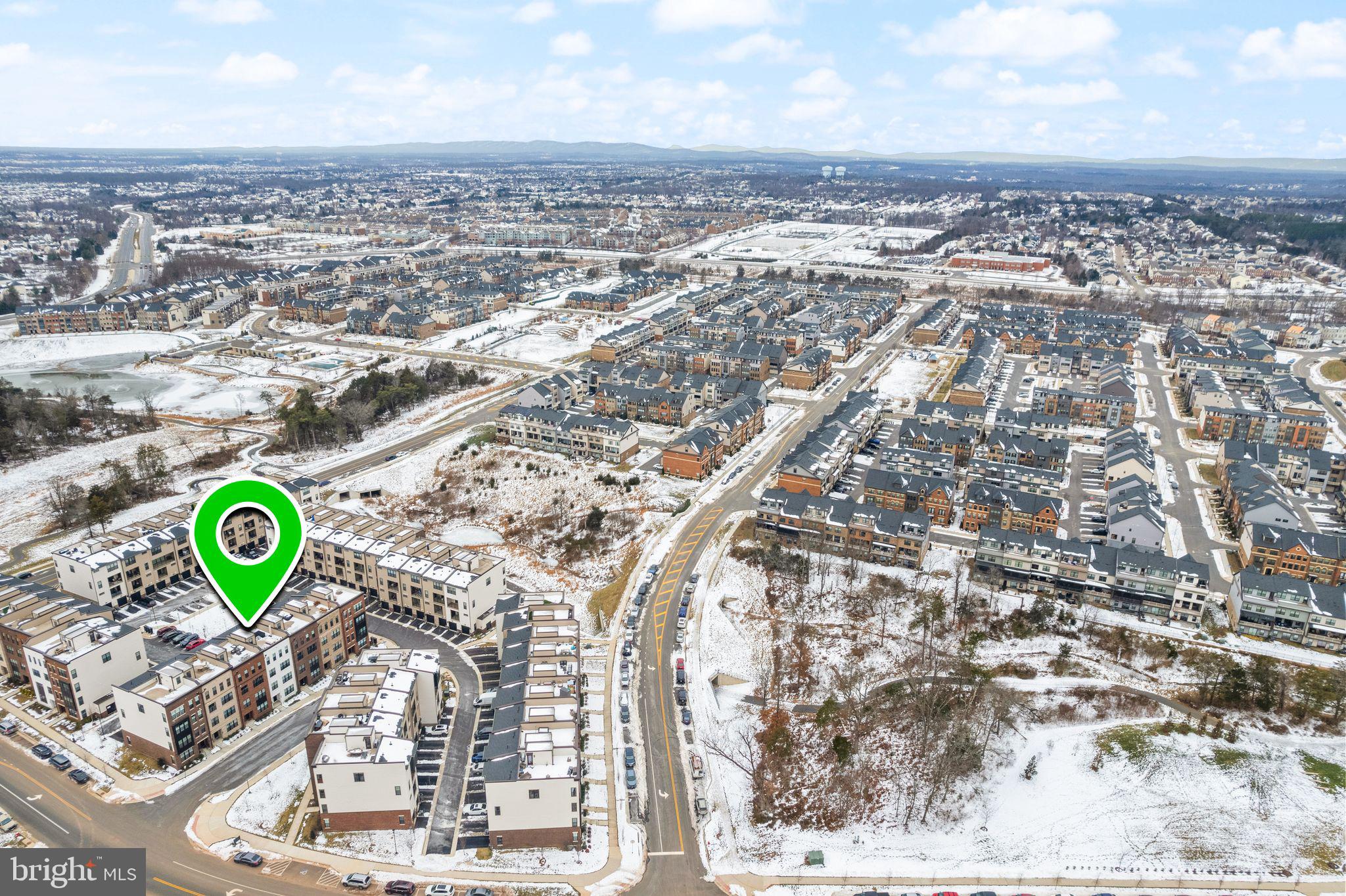 METRO WALK AT MOOREFIELD STATION - Residential Lease