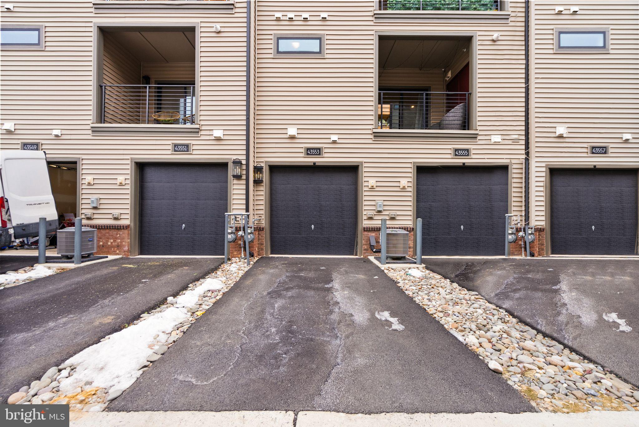 METRO WALK AT MOOREFIELD STATION - Residential Lease