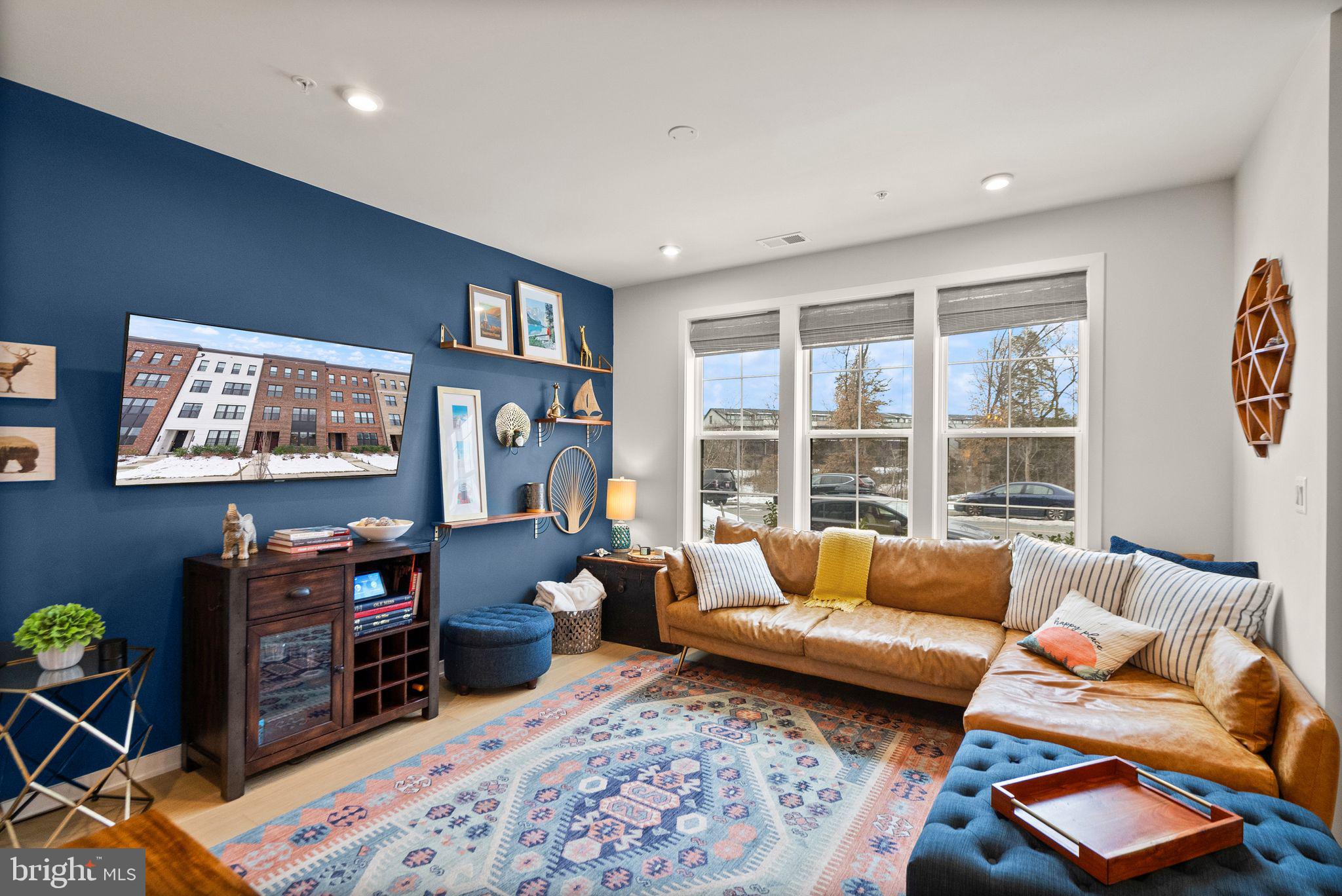 METRO WALK AT MOOREFIELD STATION - Residential Lease