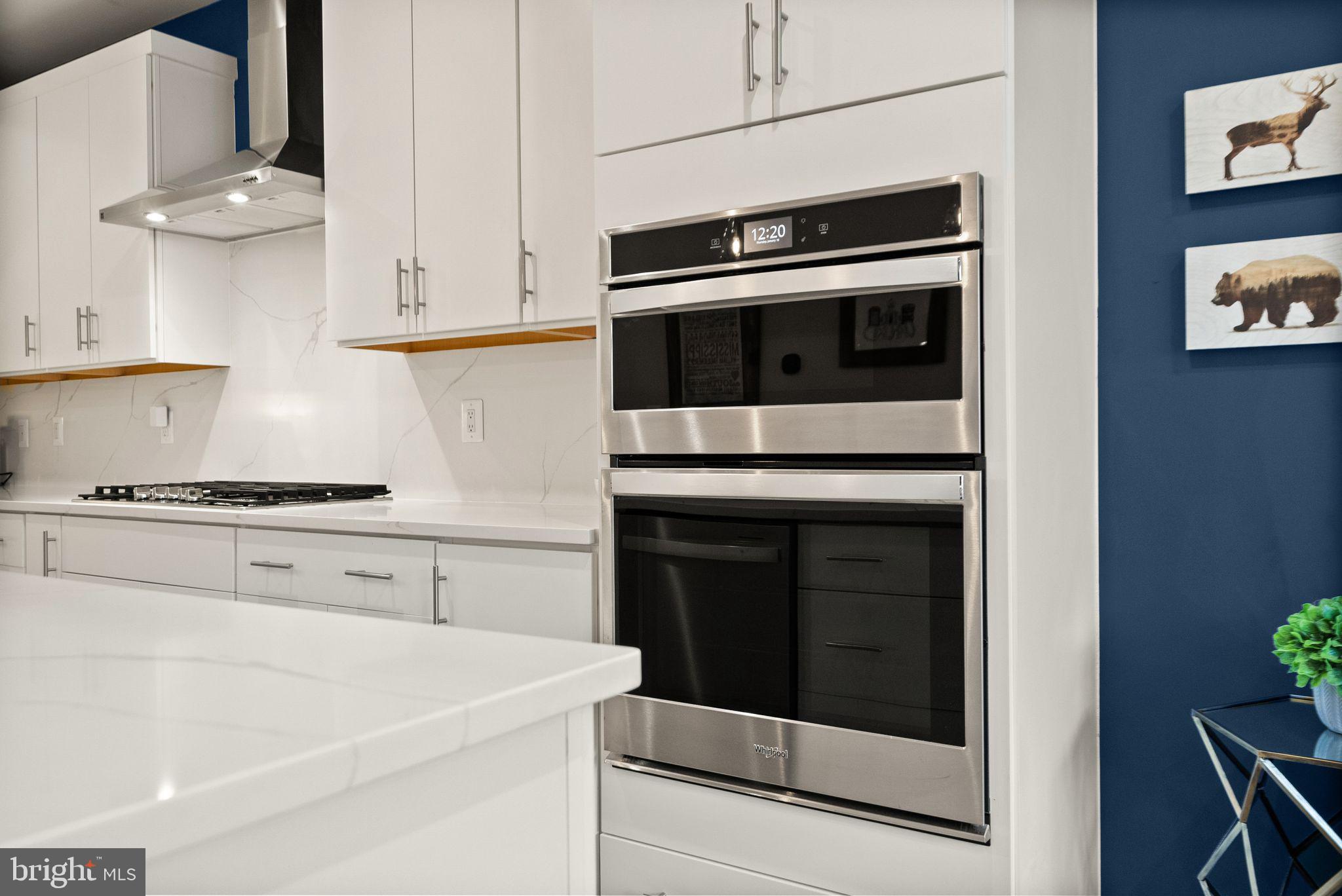 METRO WALK AT MOOREFIELD STATION - Residential Lease