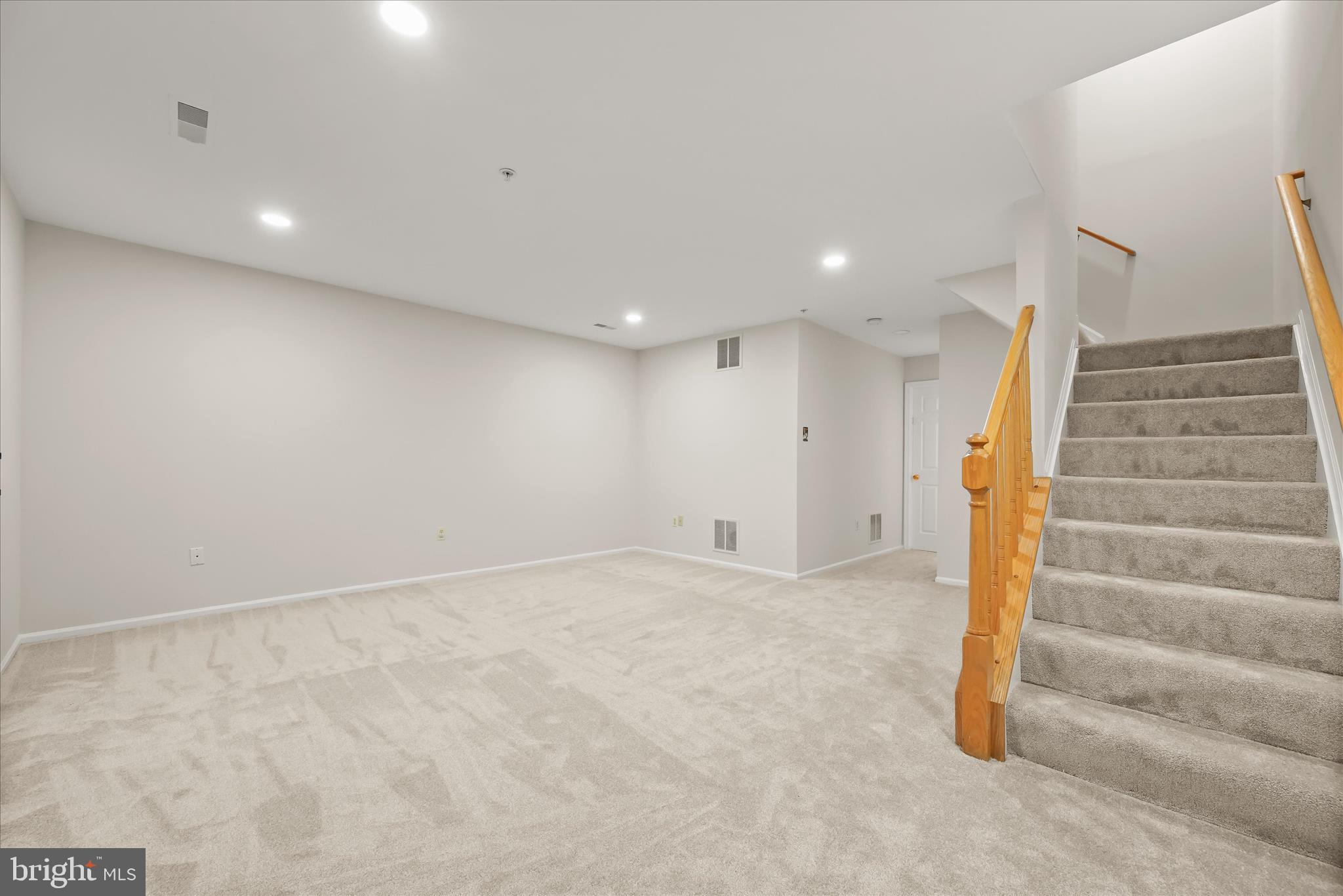 VILLAGE OF LONG REACH - Residential