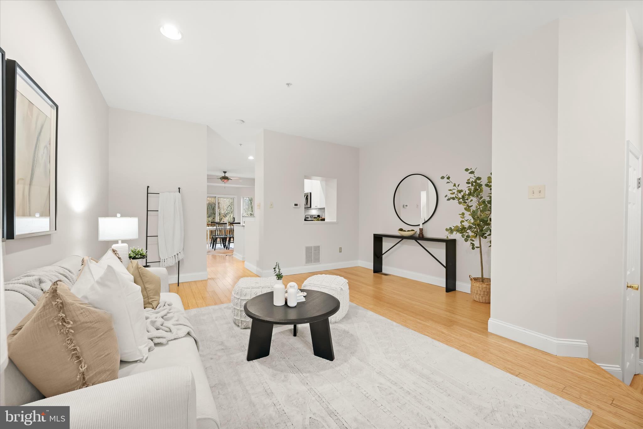 VILLAGE OF LONG REACH - Residential