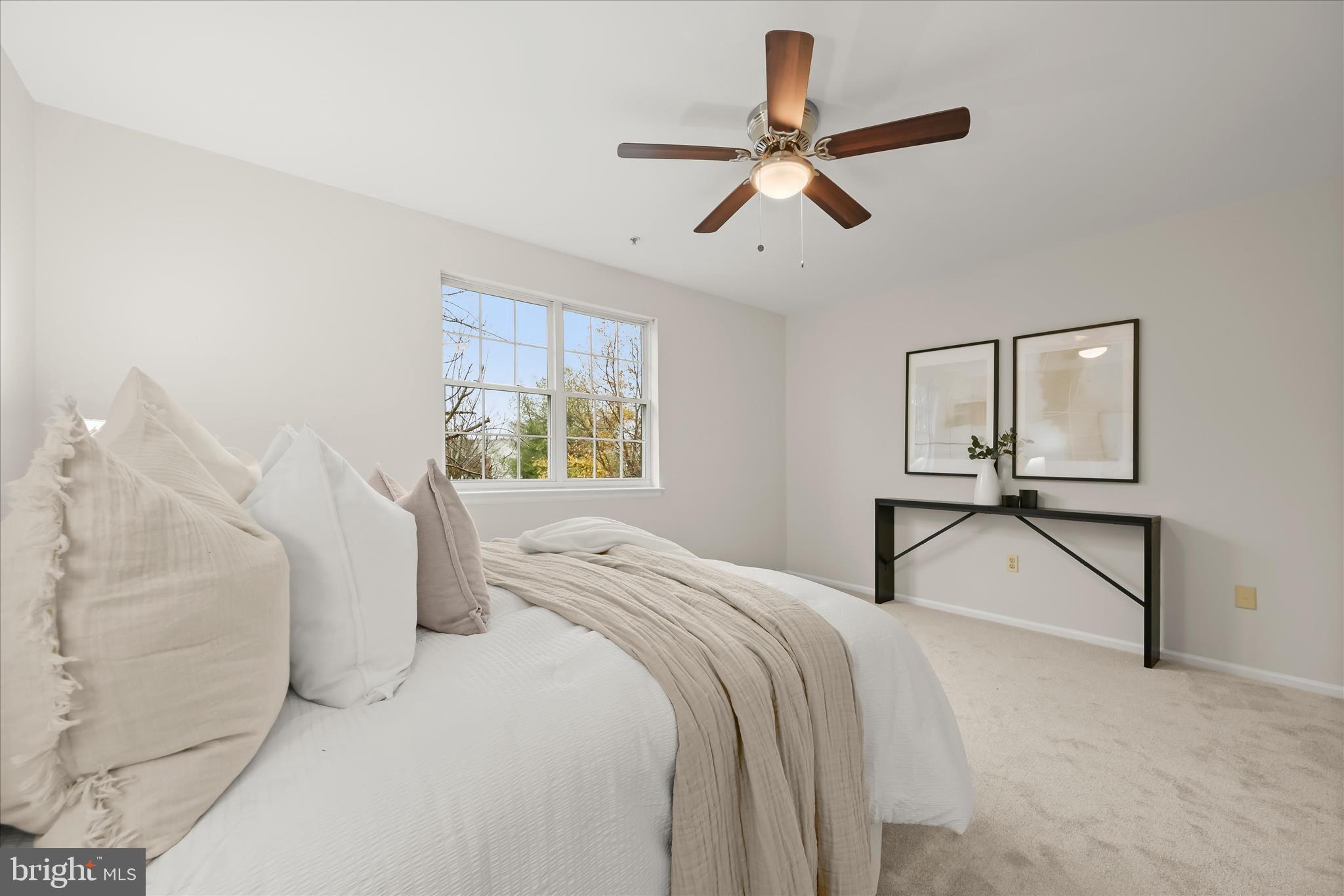 VILLAGE OF LONG REACH - Residential