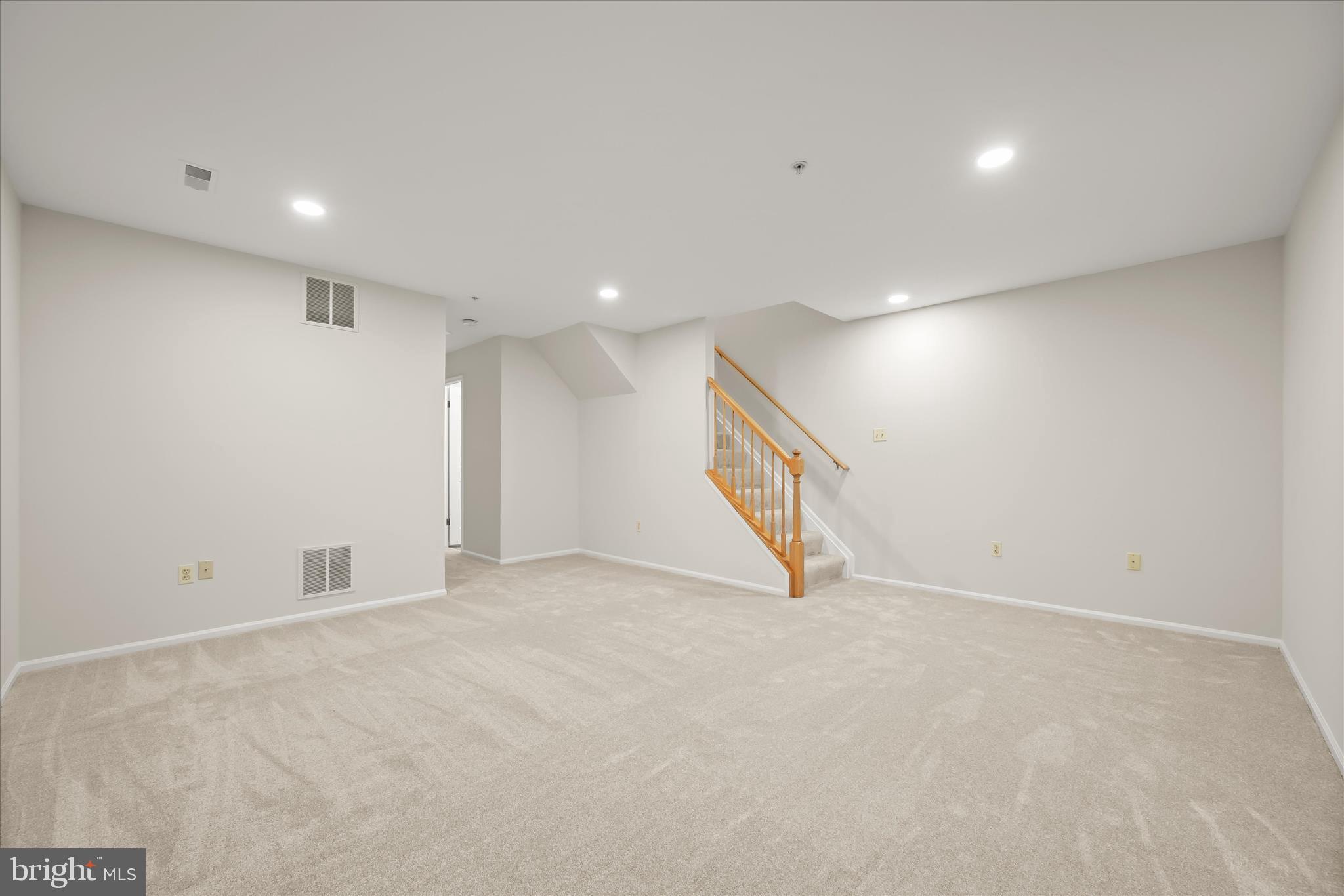 VILLAGE OF LONG REACH - Residential