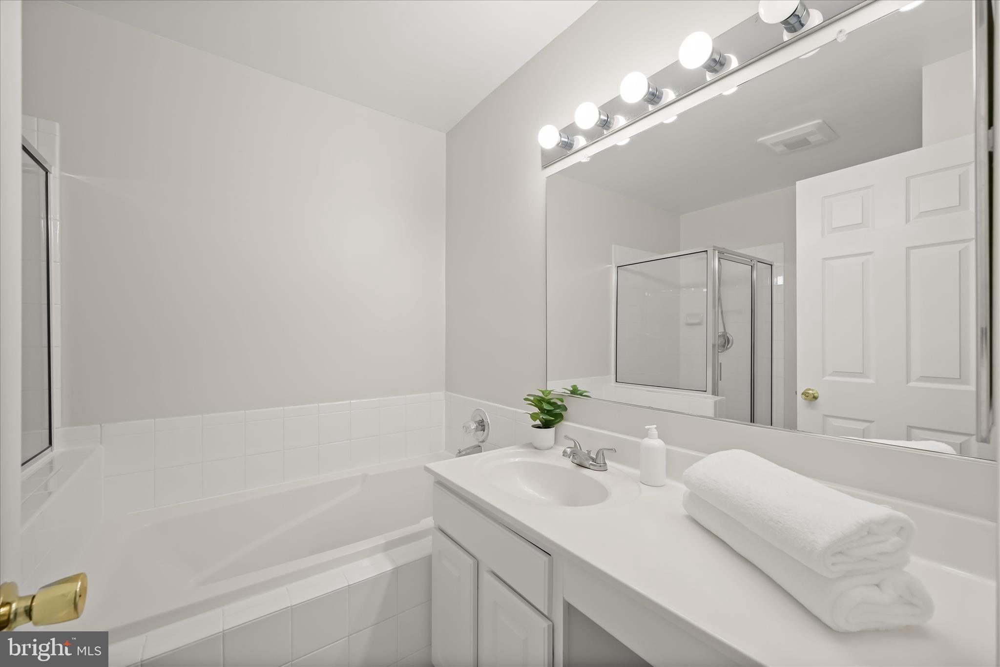 VILLAGE OF LONG REACH - Residential