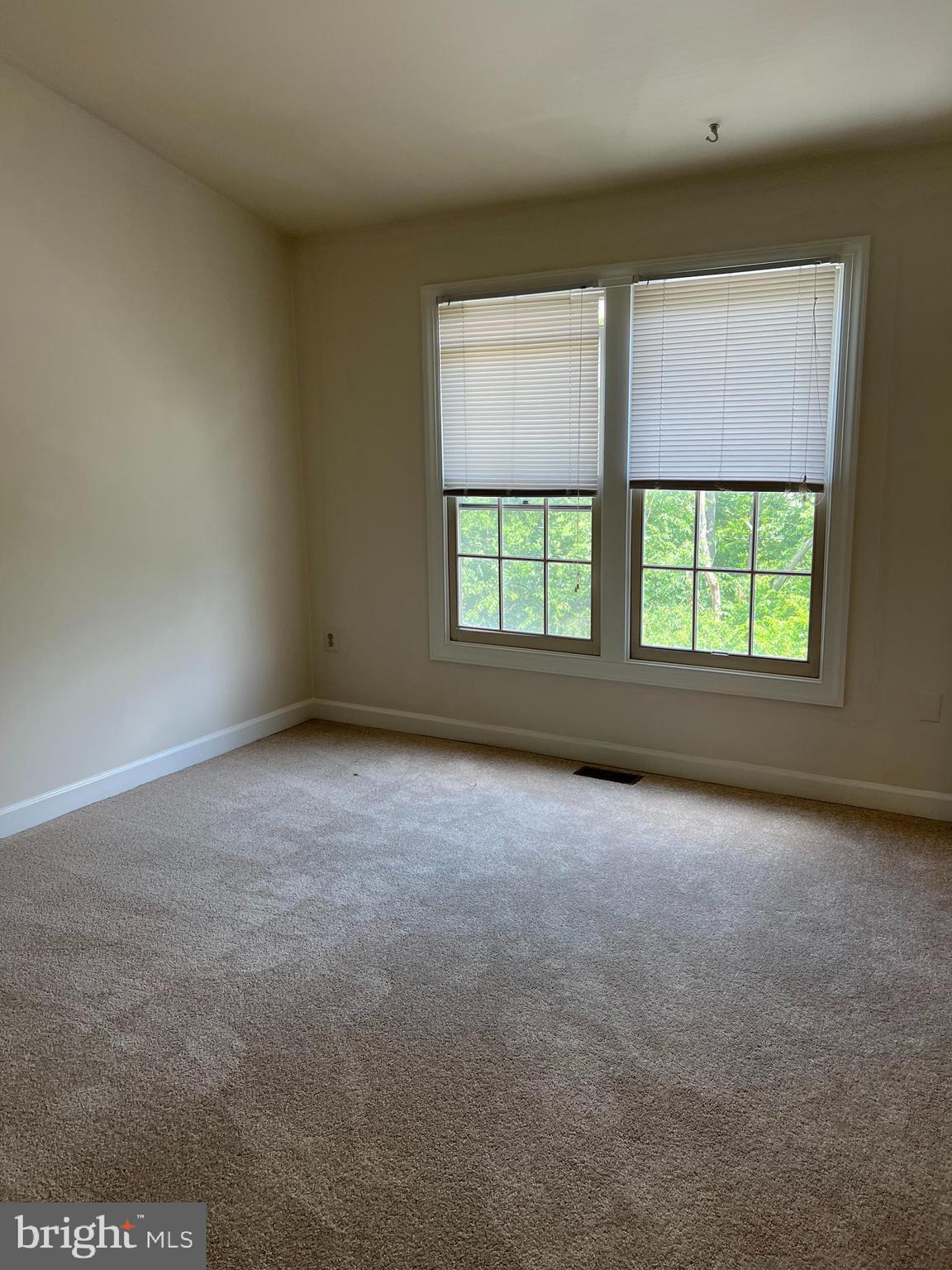 STUART MECHANIC - Residential Lease