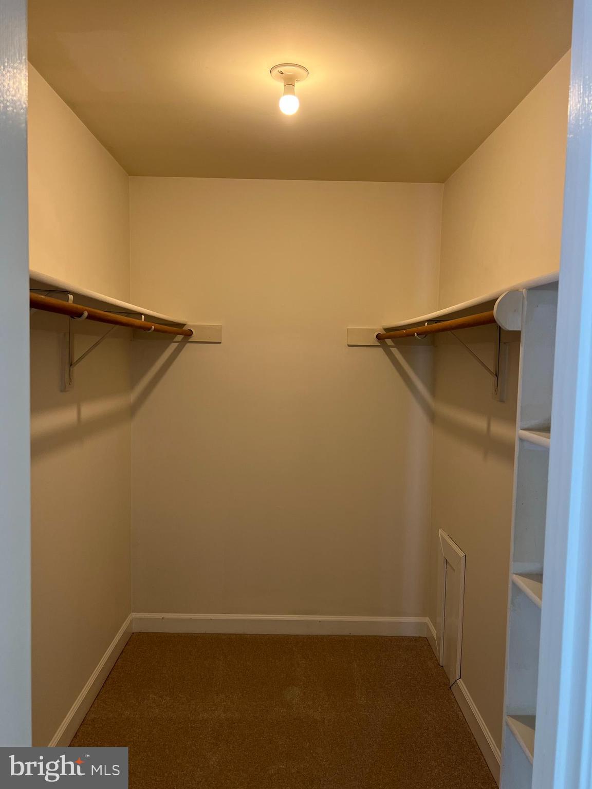 STUART MECHANIC - Residential Lease