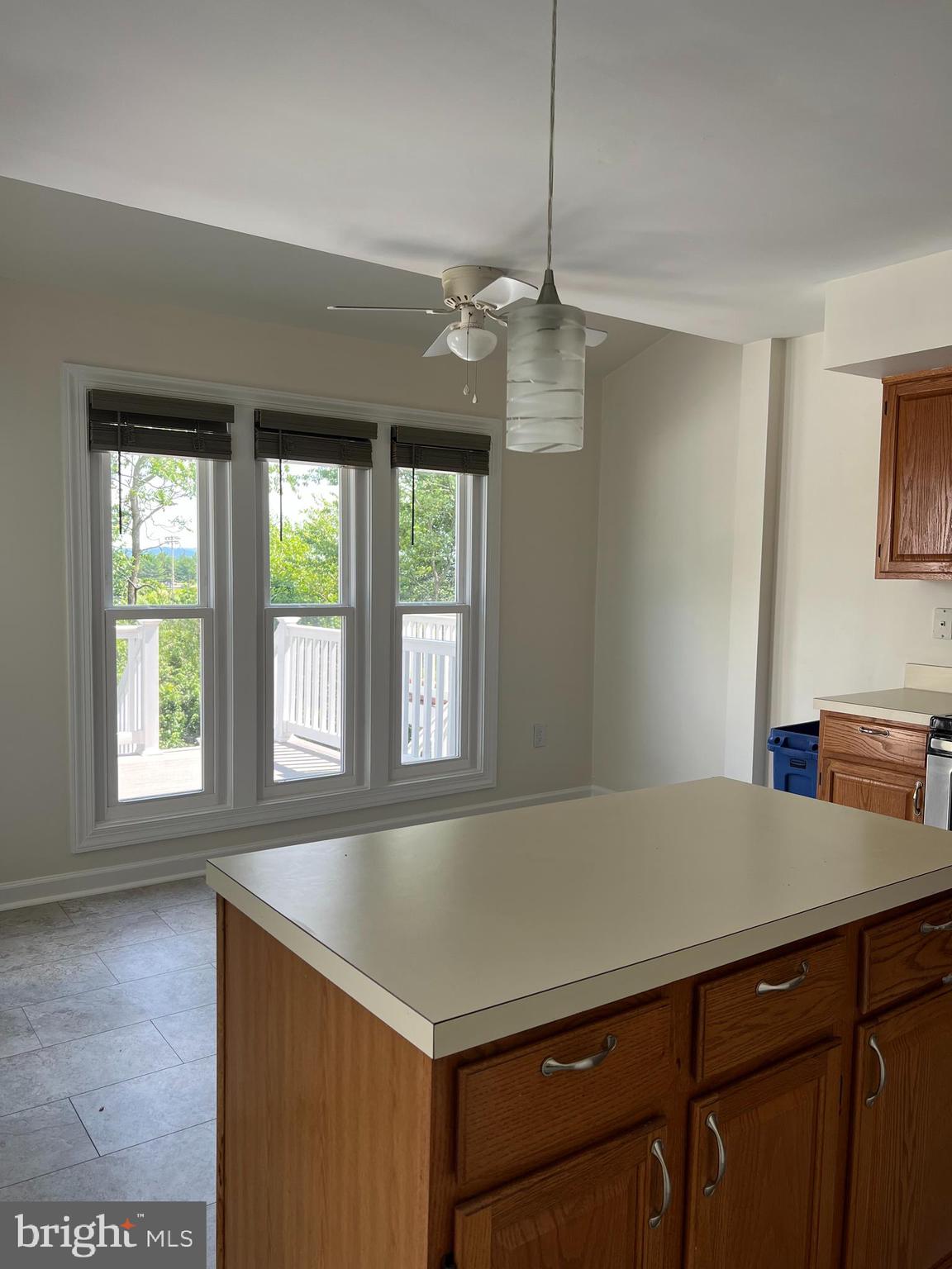 STUART MECHANIC - Residential Lease