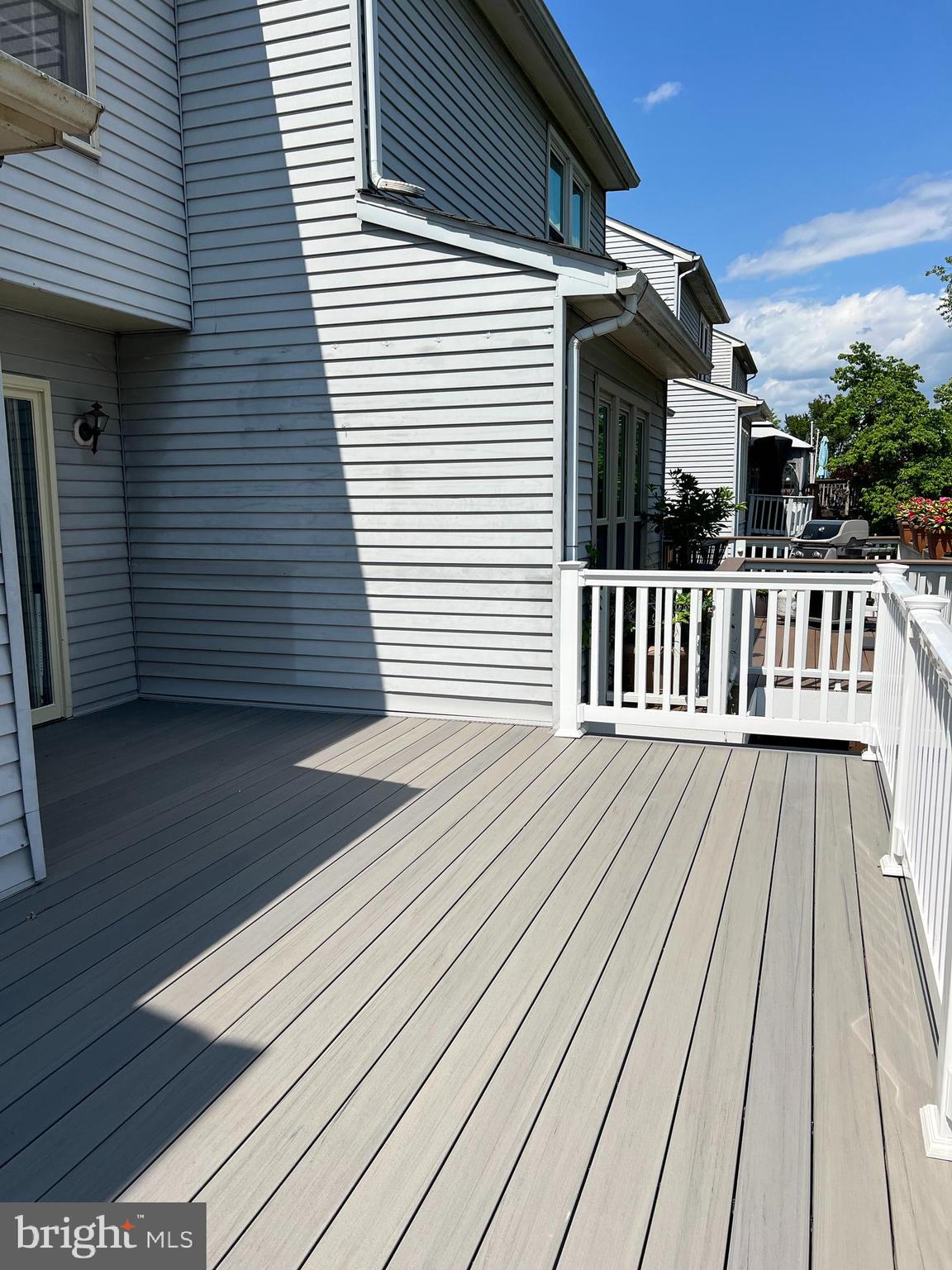 STUART MECHANIC - Residential Lease