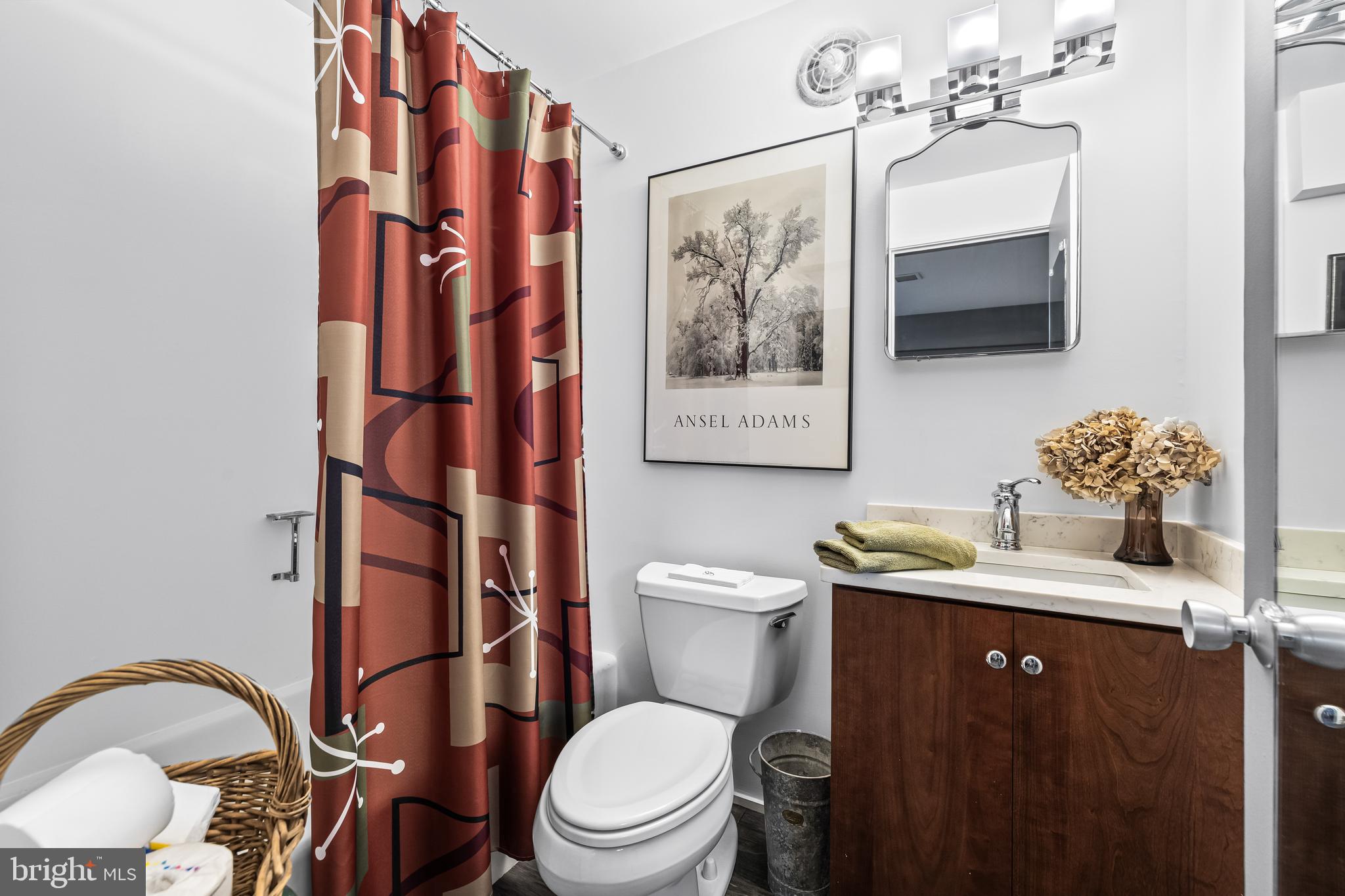 CAVESWOOD - Residential