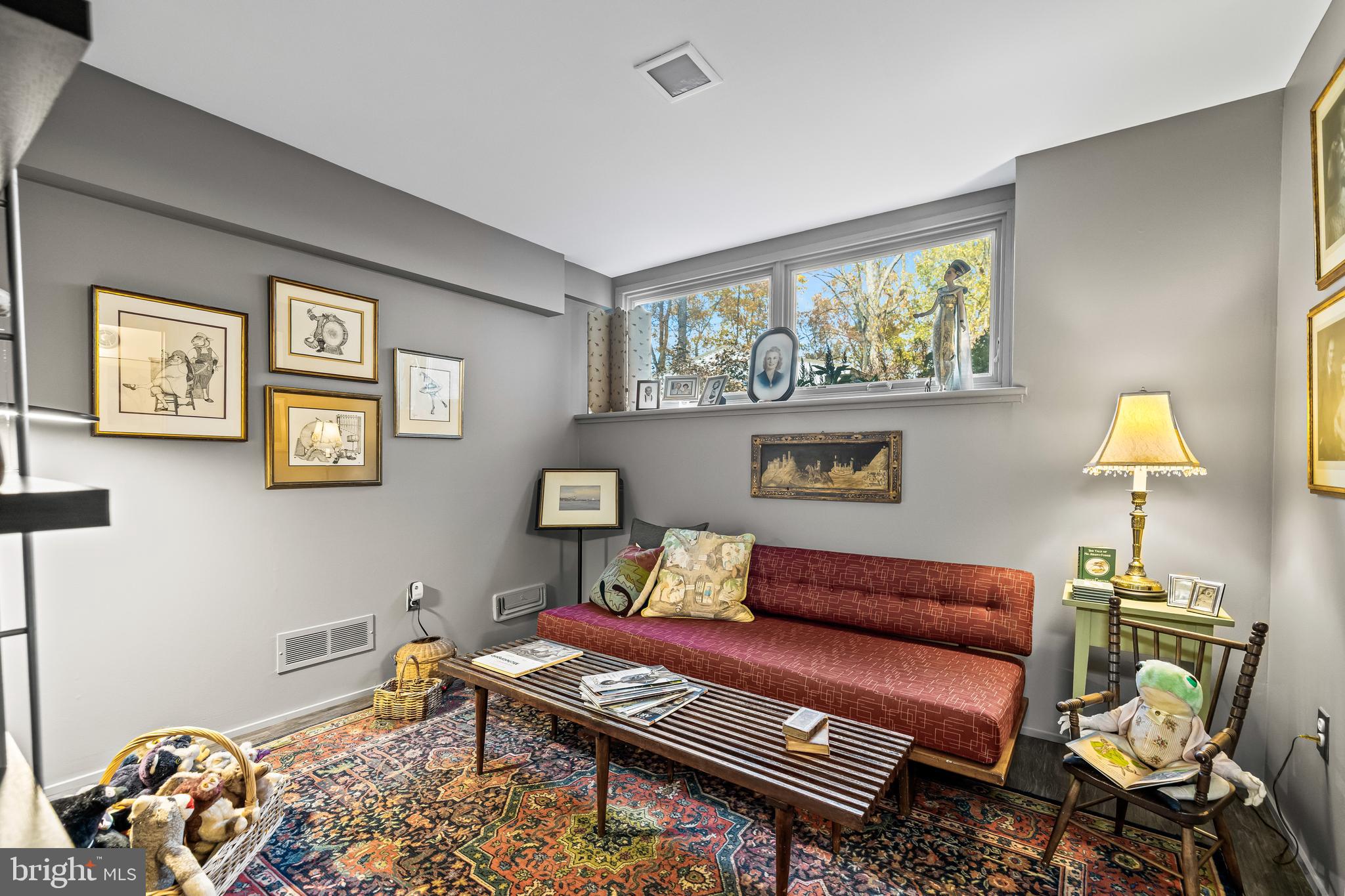 CAVESWOOD - Residential