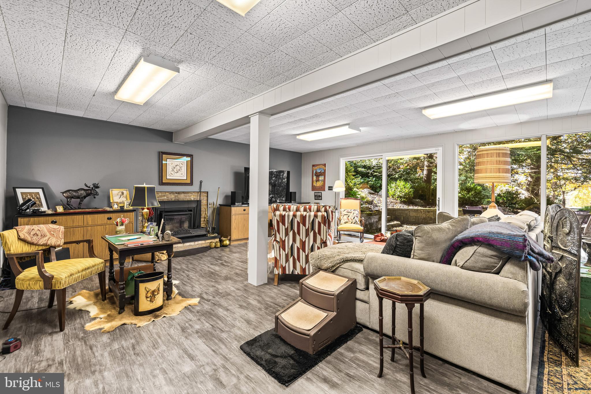 CAVESWOOD - Residential