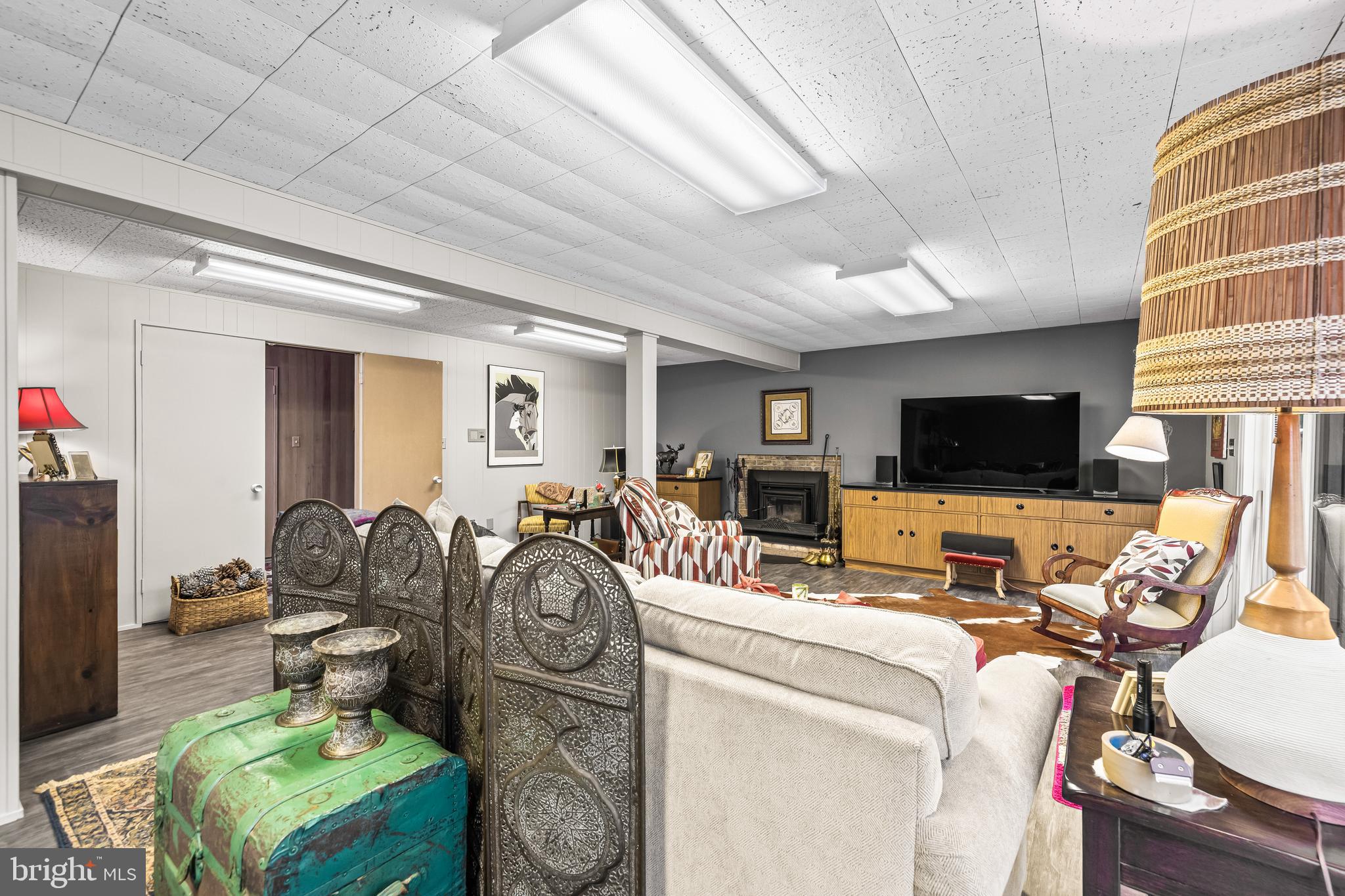 CAVESWOOD - Residential