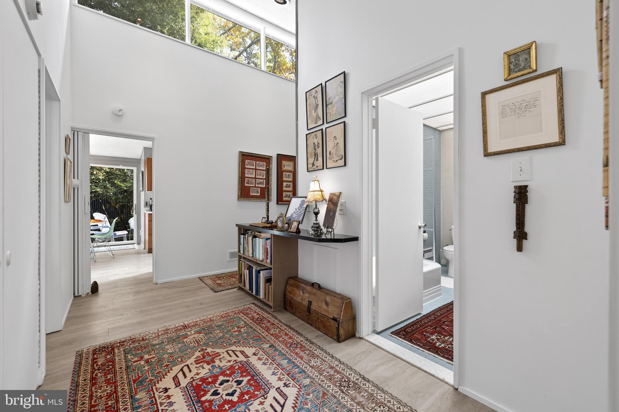 CAVESWOOD - Residential