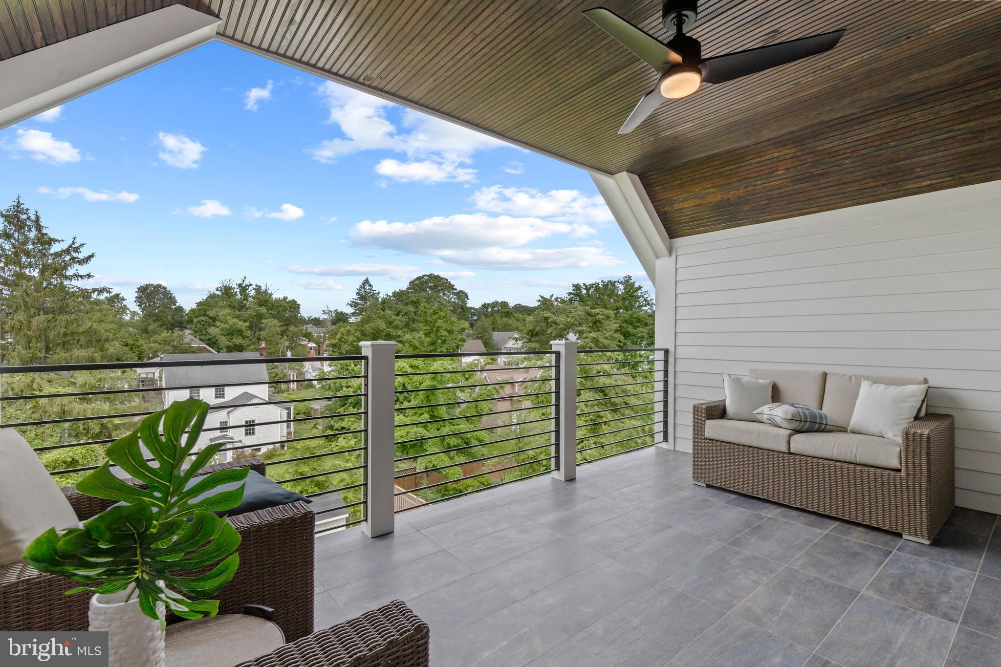 WAYCROFT - WOODLAWN - Residential