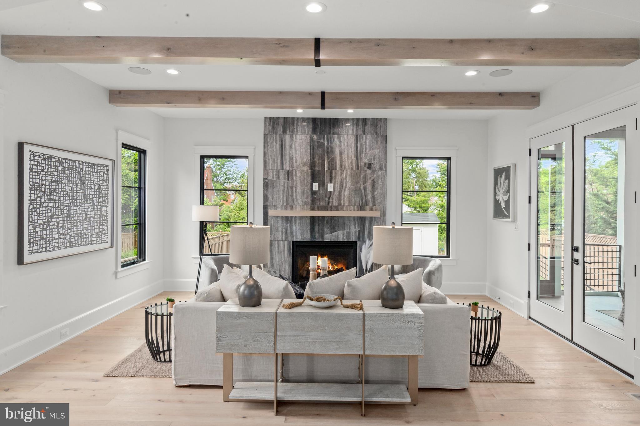 WAYCROFT - WOODLAWN - Residential