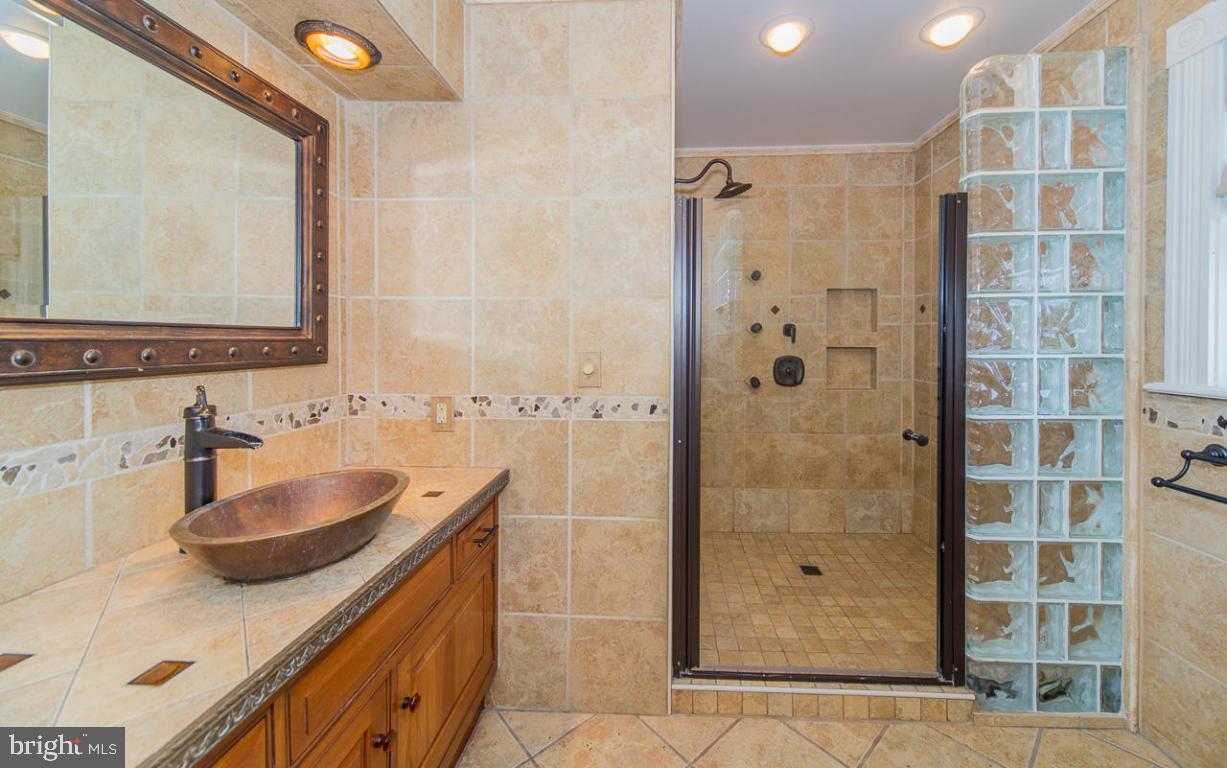 HICKORY RUN - Residential