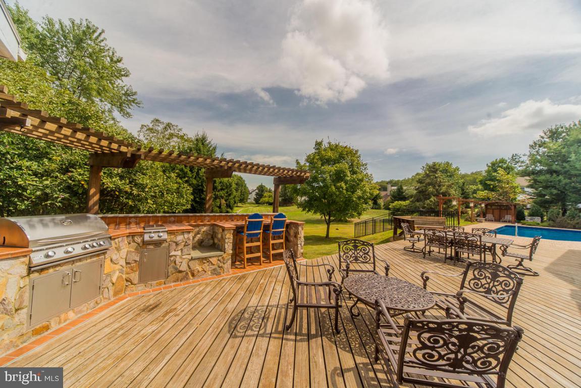 HICKORY RUN - Residential