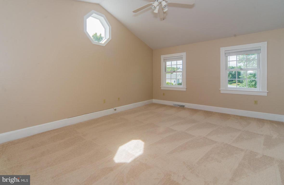HICKORY RUN - Residential