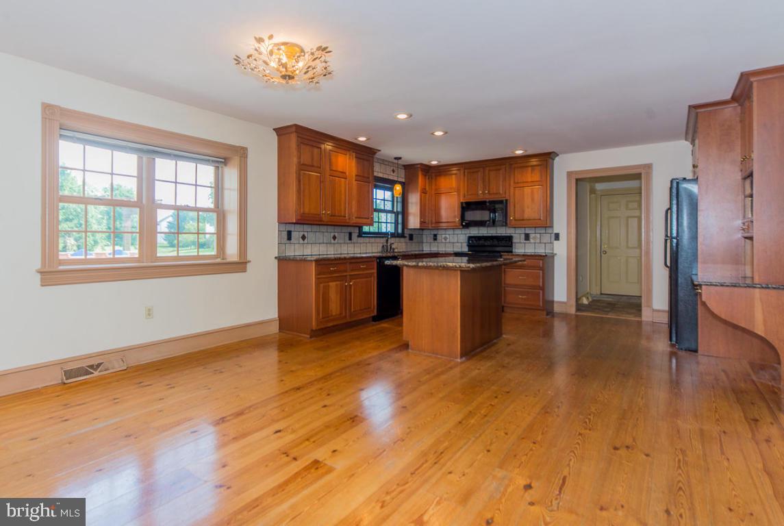 HICKORY RUN - Residential