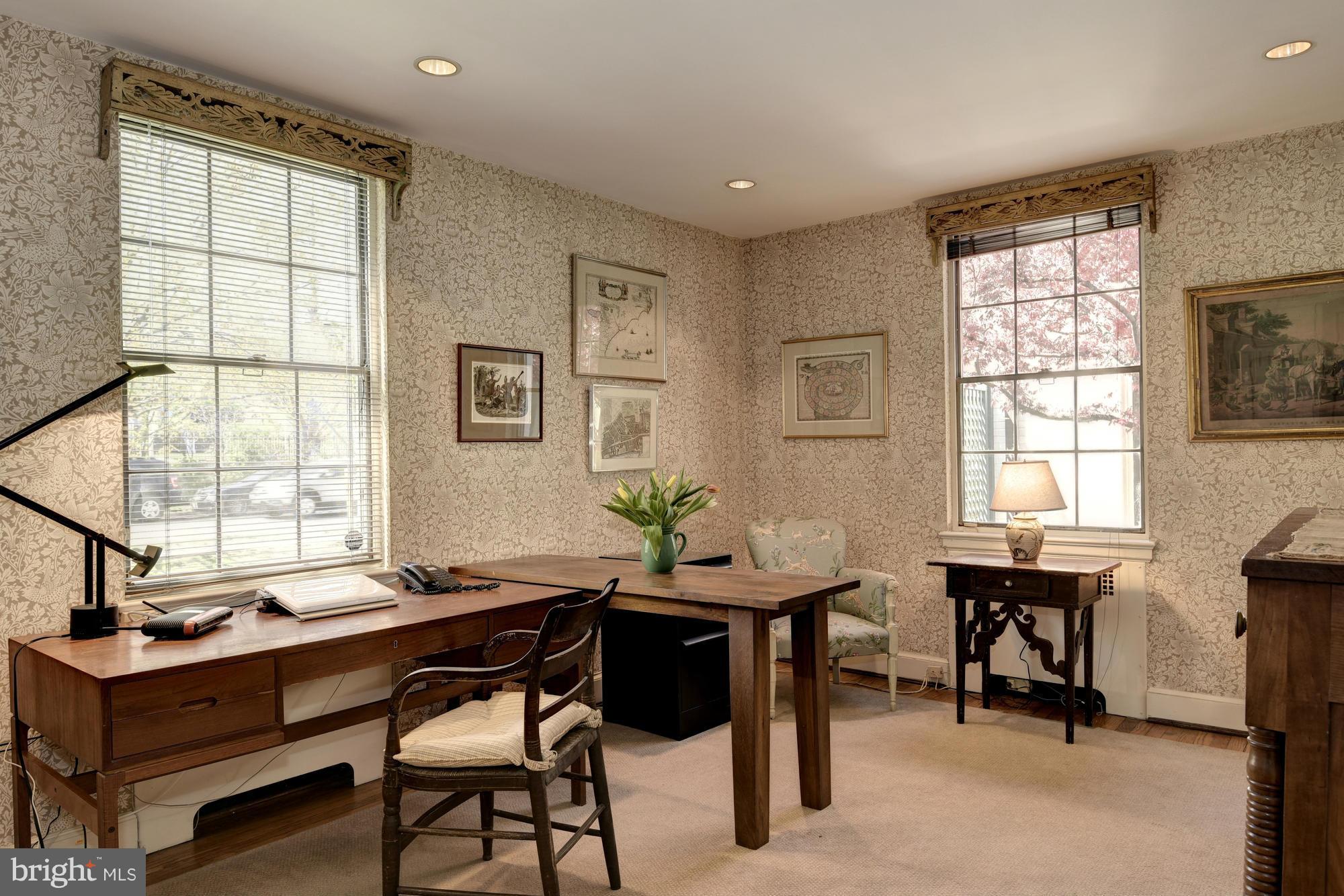 CLEVELAND PARK - Residential