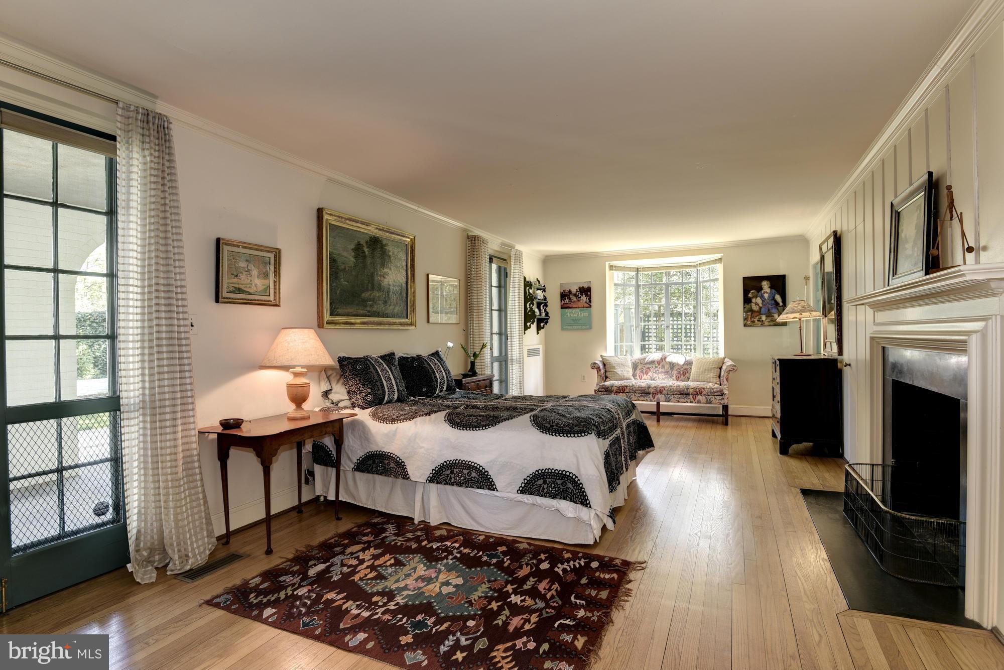 CLEVELAND PARK - Residential