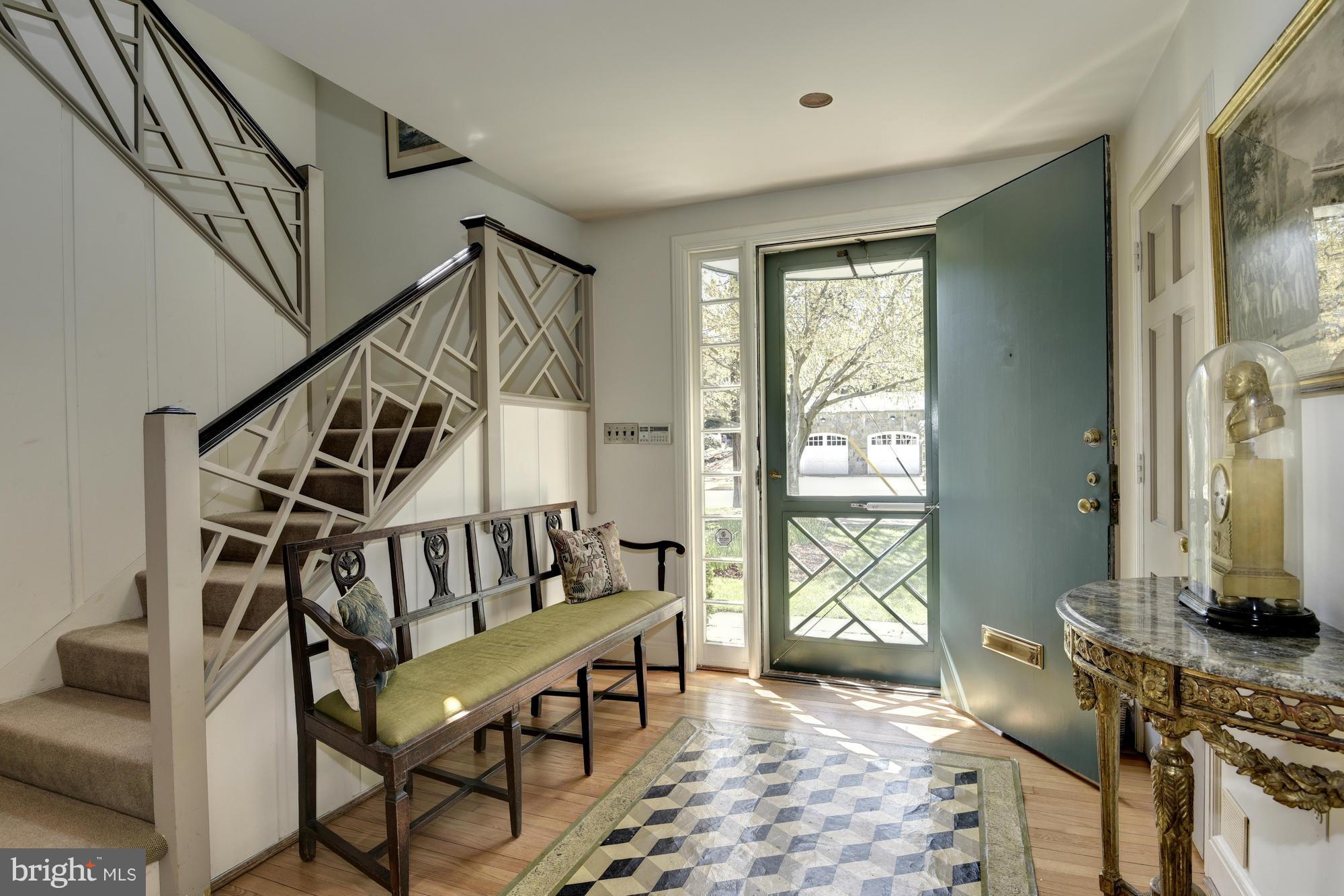 CLEVELAND PARK - Residential