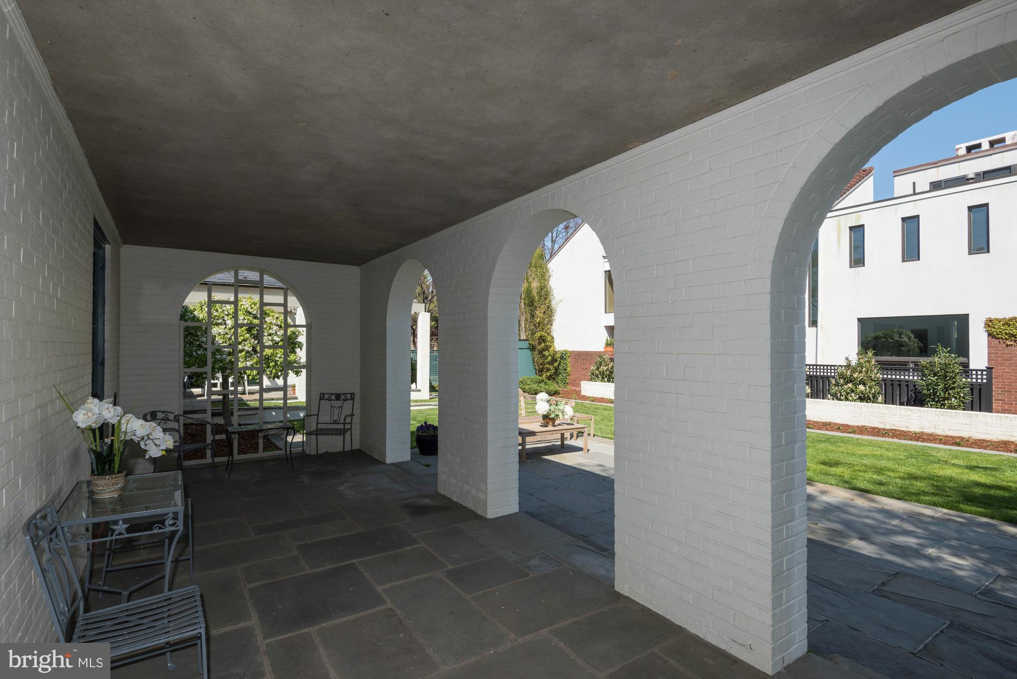 CLEVELAND PARK - Residential