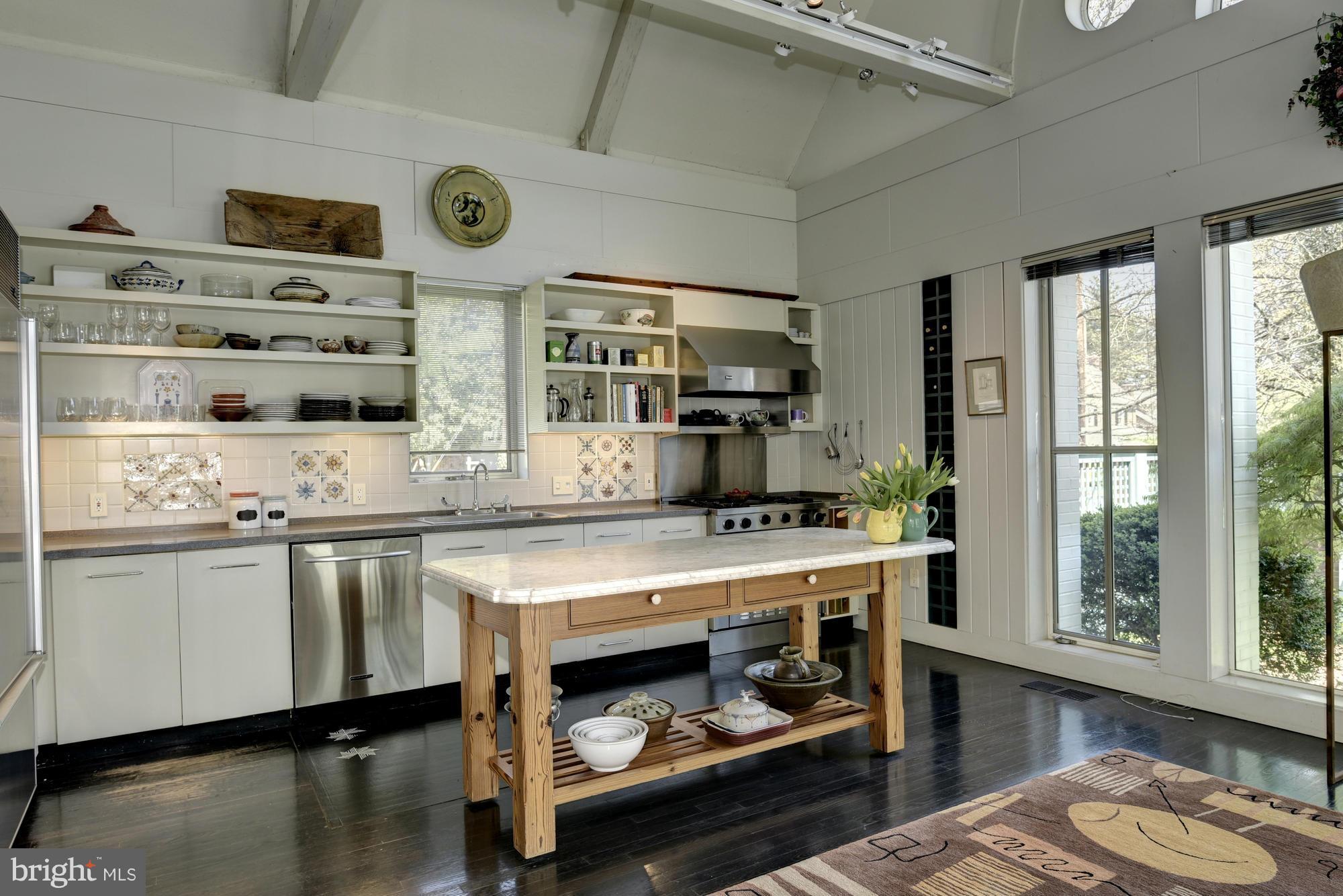 CLEVELAND PARK - Residential