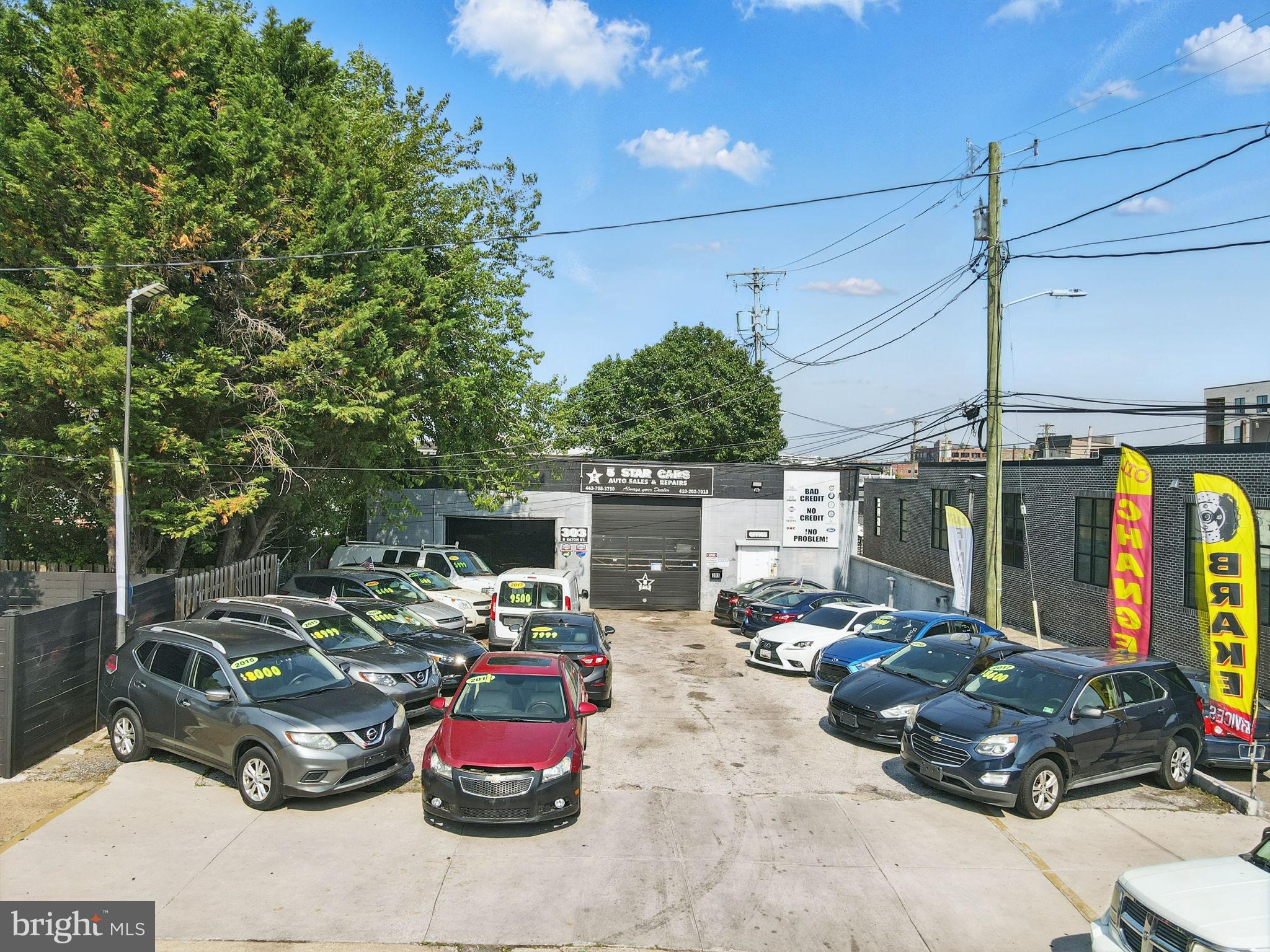 303 S EATON STREET
