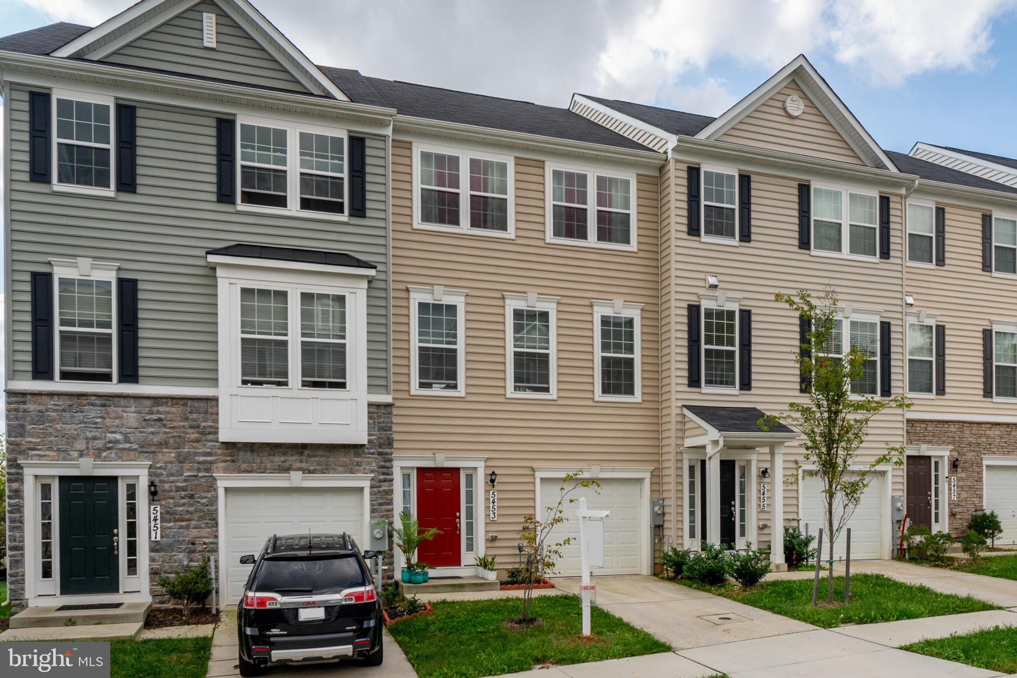 BRISTOL GREEN - Residential Lease