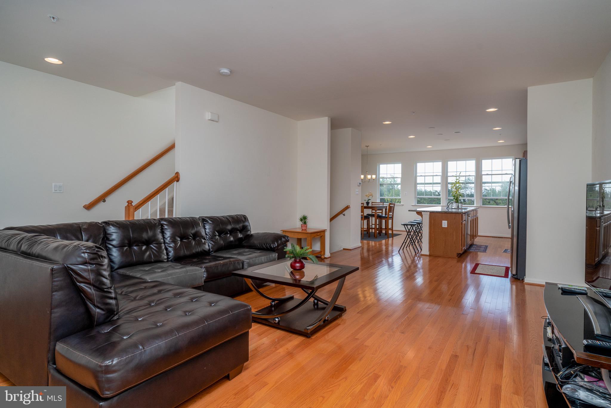 BRISTOL GREEN - Residential Lease