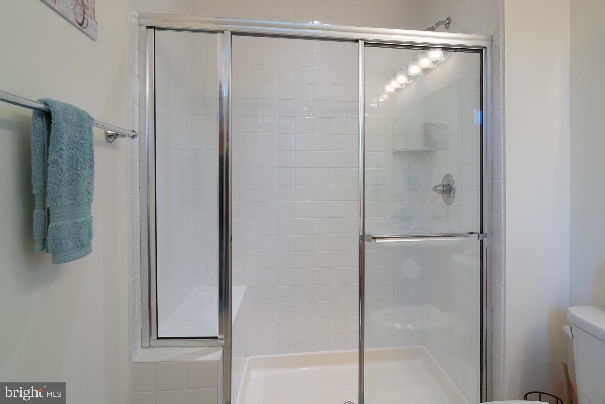 BRISTOL GREEN - Residential Lease