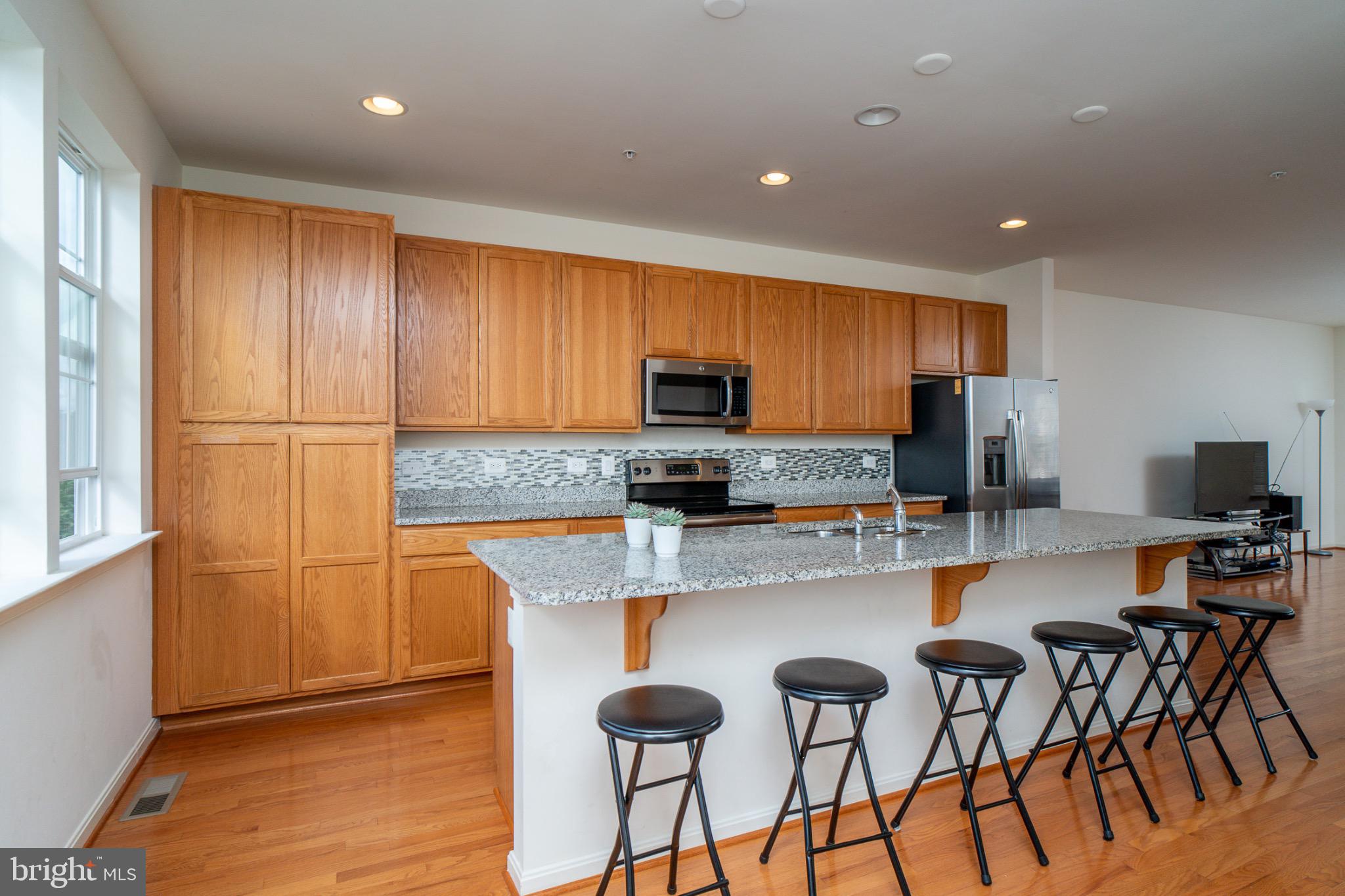 BRISTOL GREEN - Residential Lease