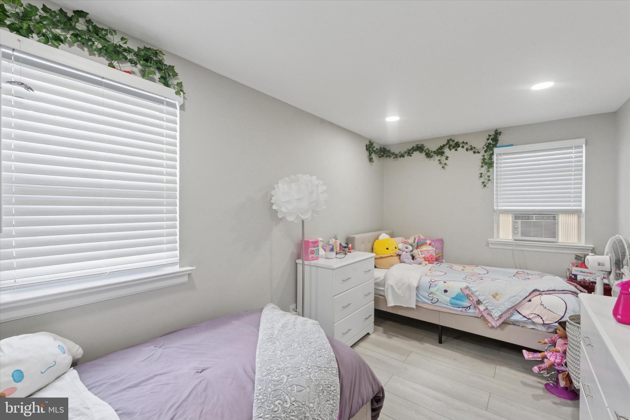 PINE VALLEY - Residential