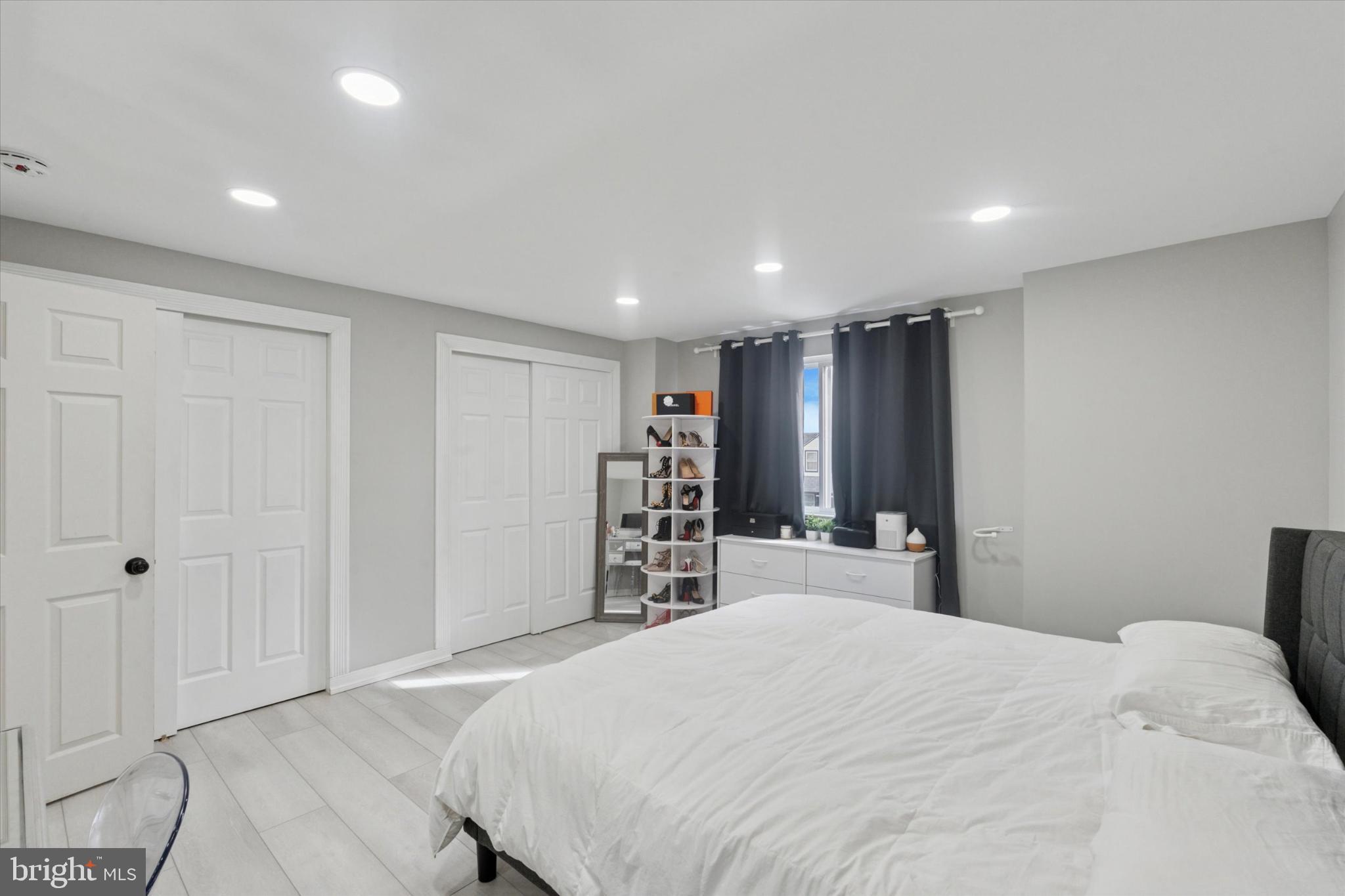 PINE VALLEY - Residential