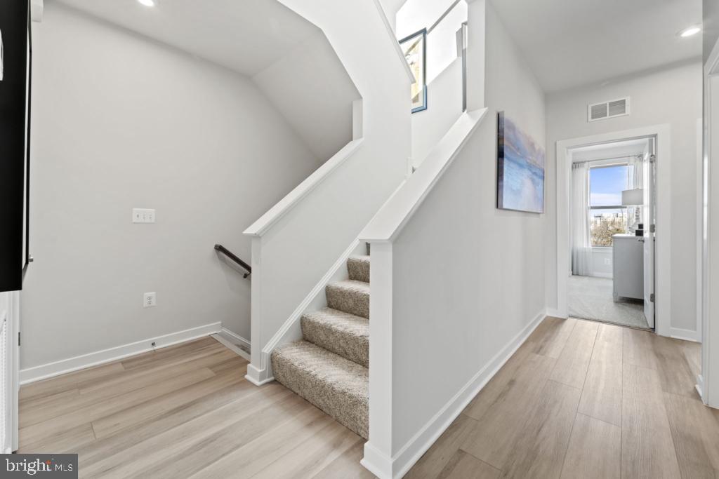 DULLES TECHNOLOGY - Residential