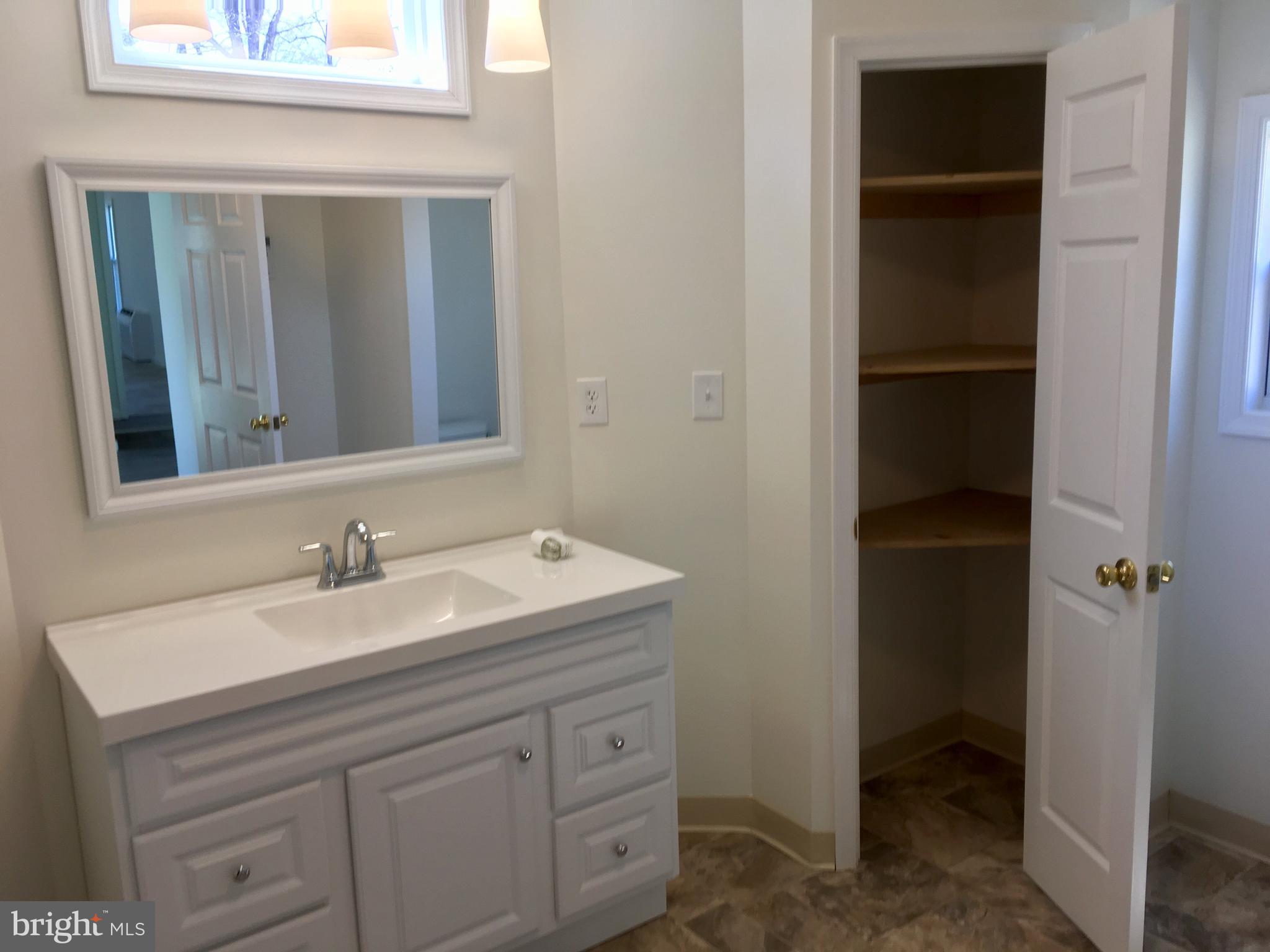 RIVERVIEW MHP - Residential