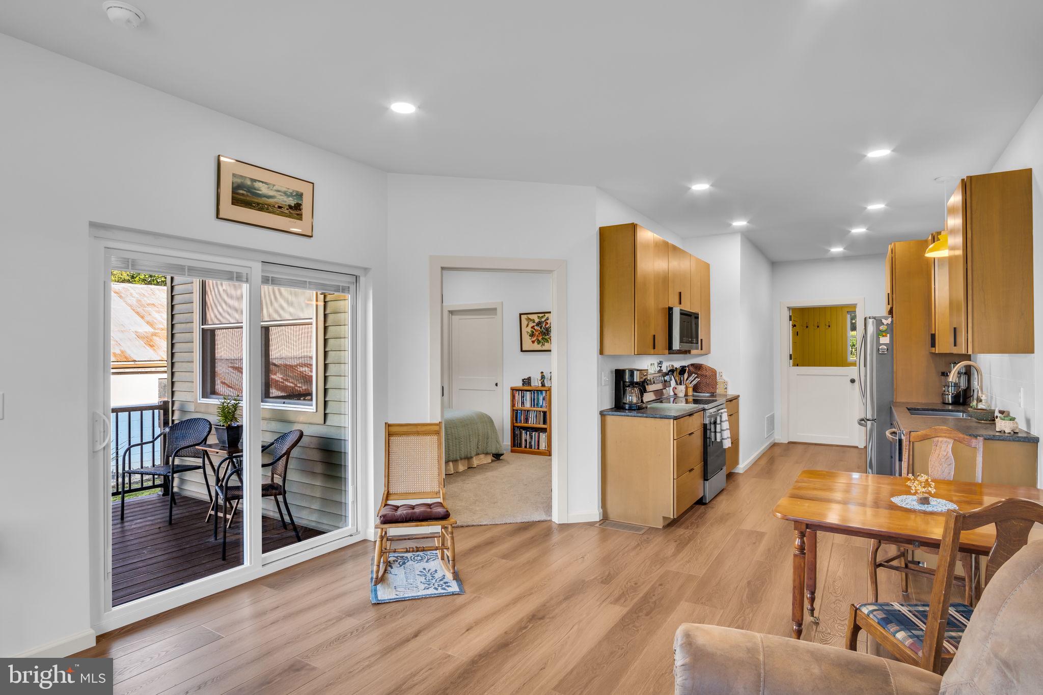 DICKINSON TWP - Residential