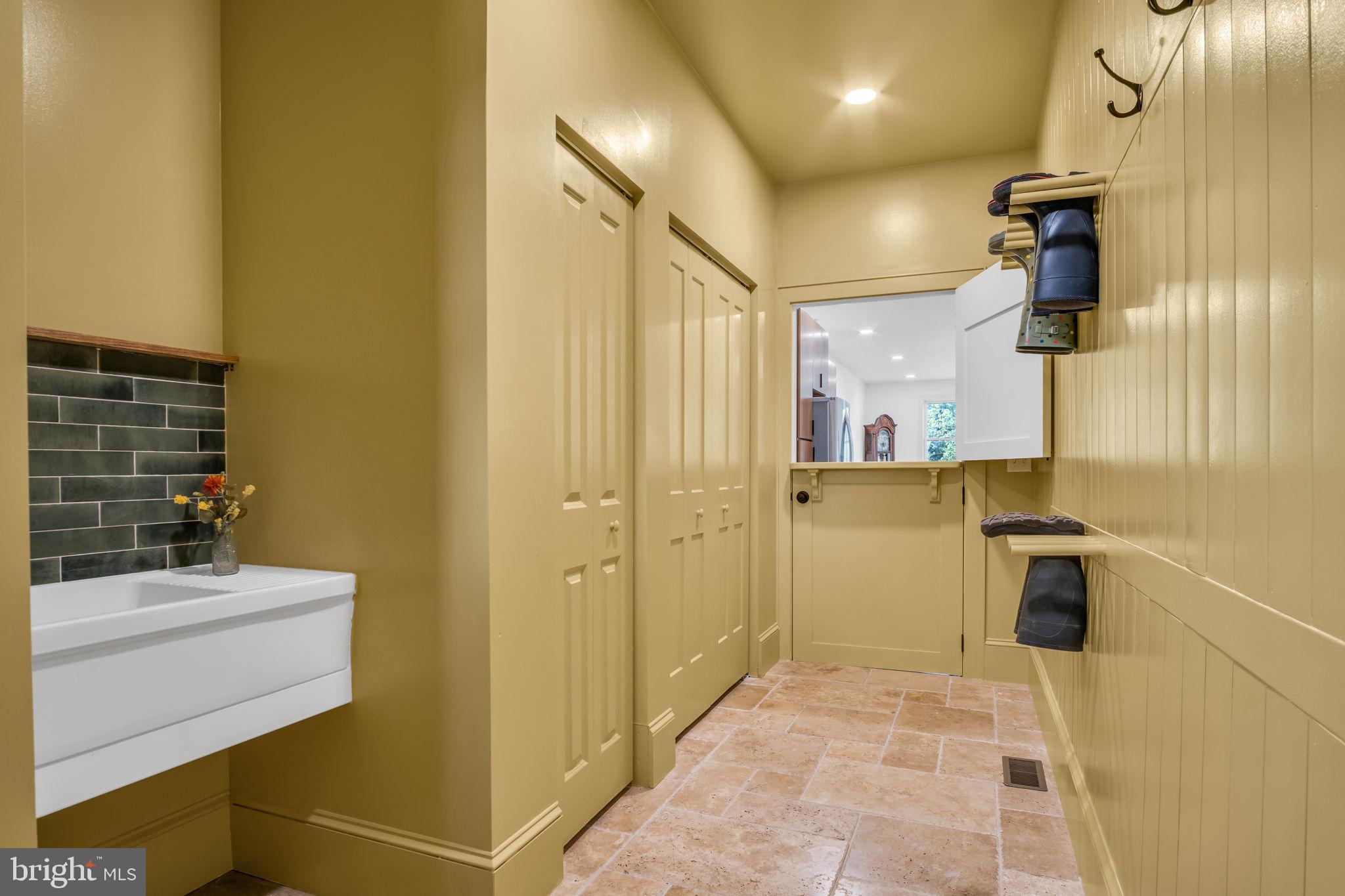 DICKINSON TWP - Residential