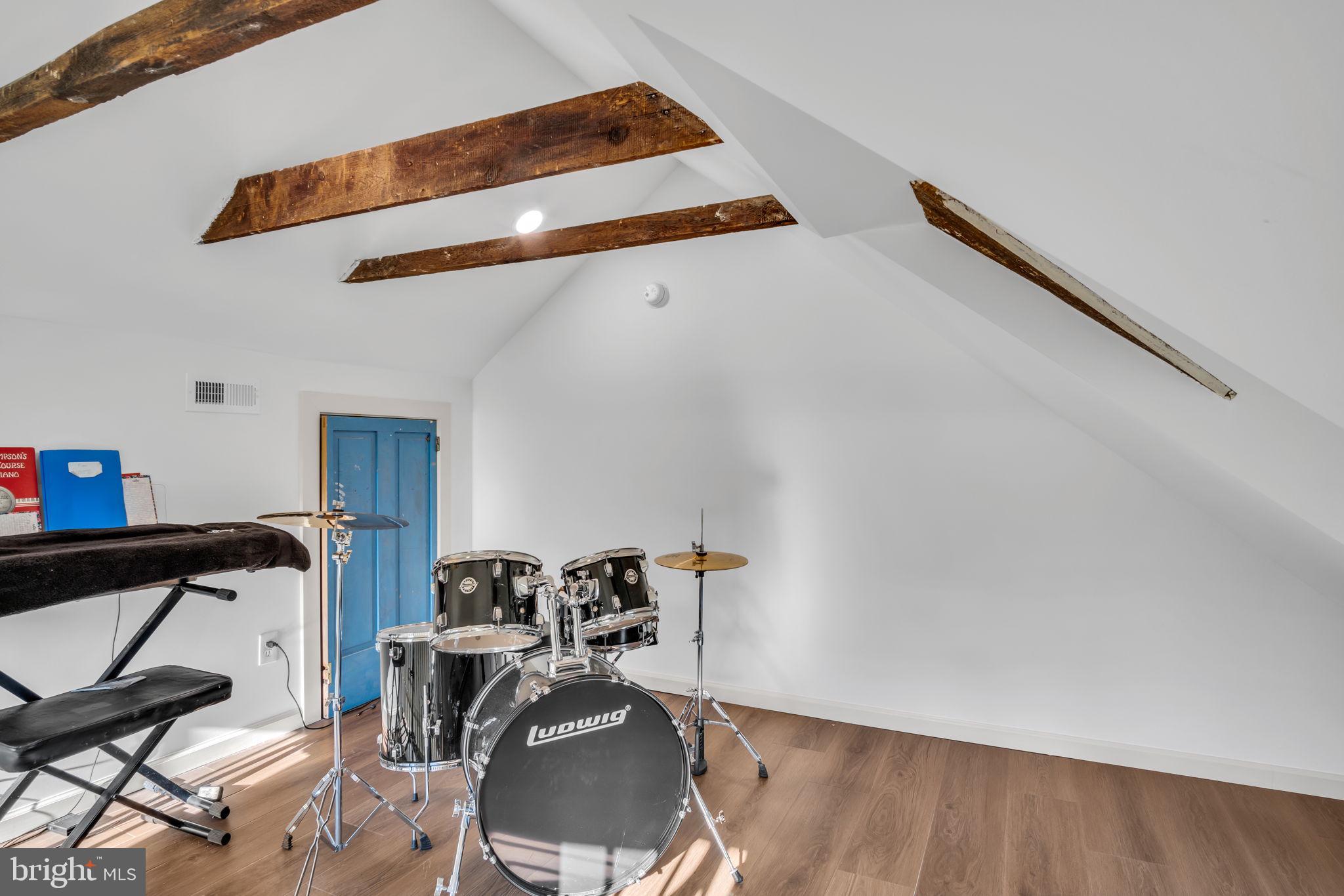 DICKINSON TWP - Residential