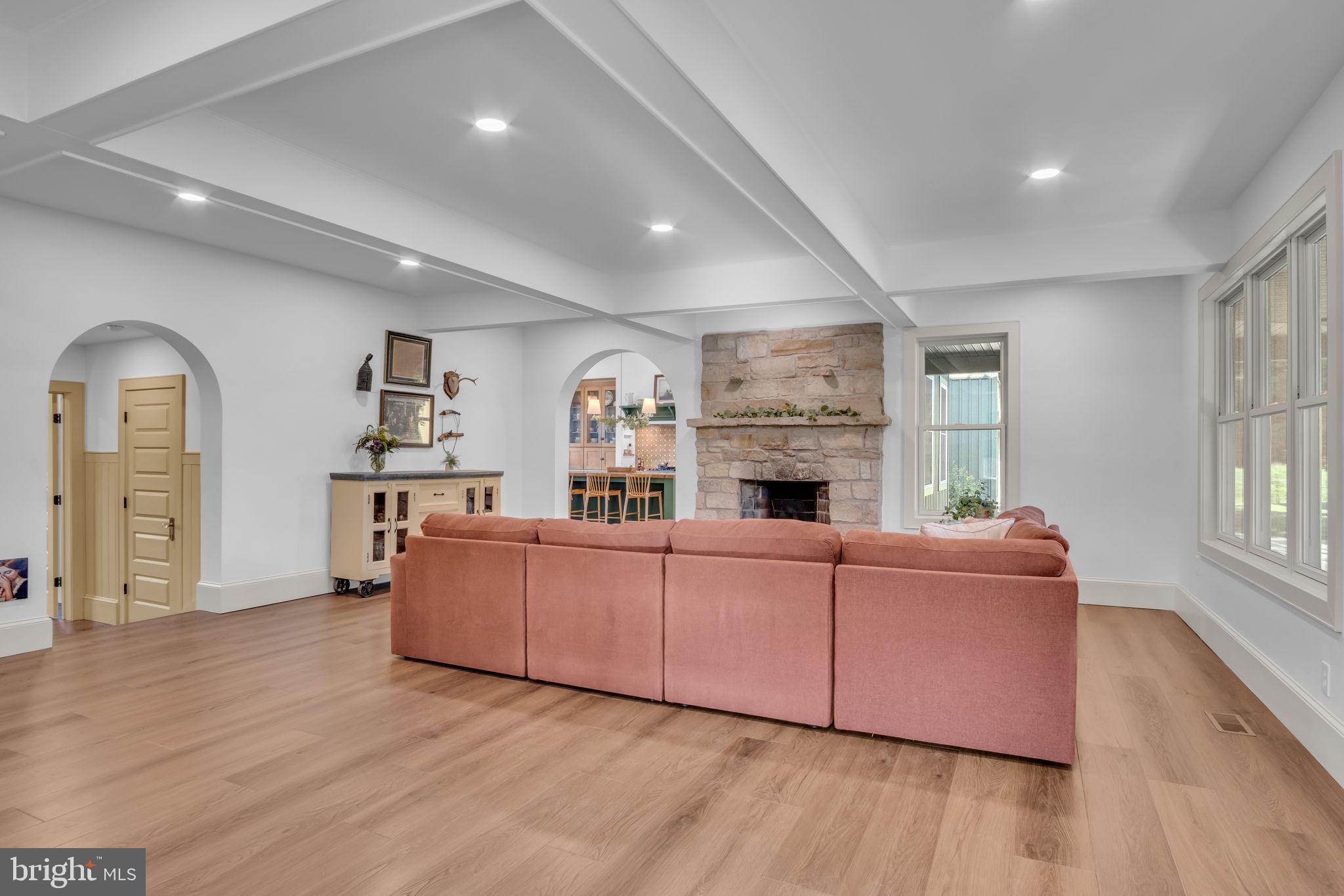 DICKINSON TWP - Residential