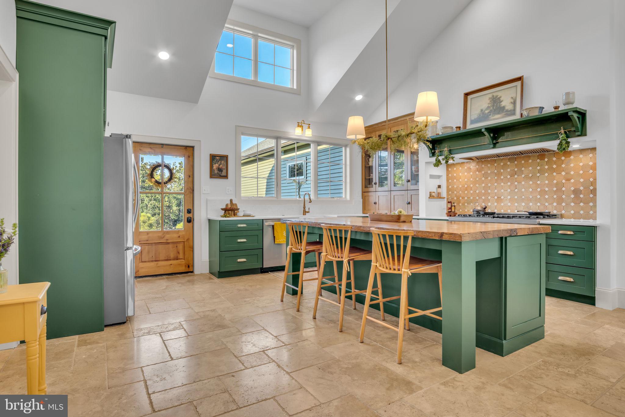 DICKINSON TWP - Residential