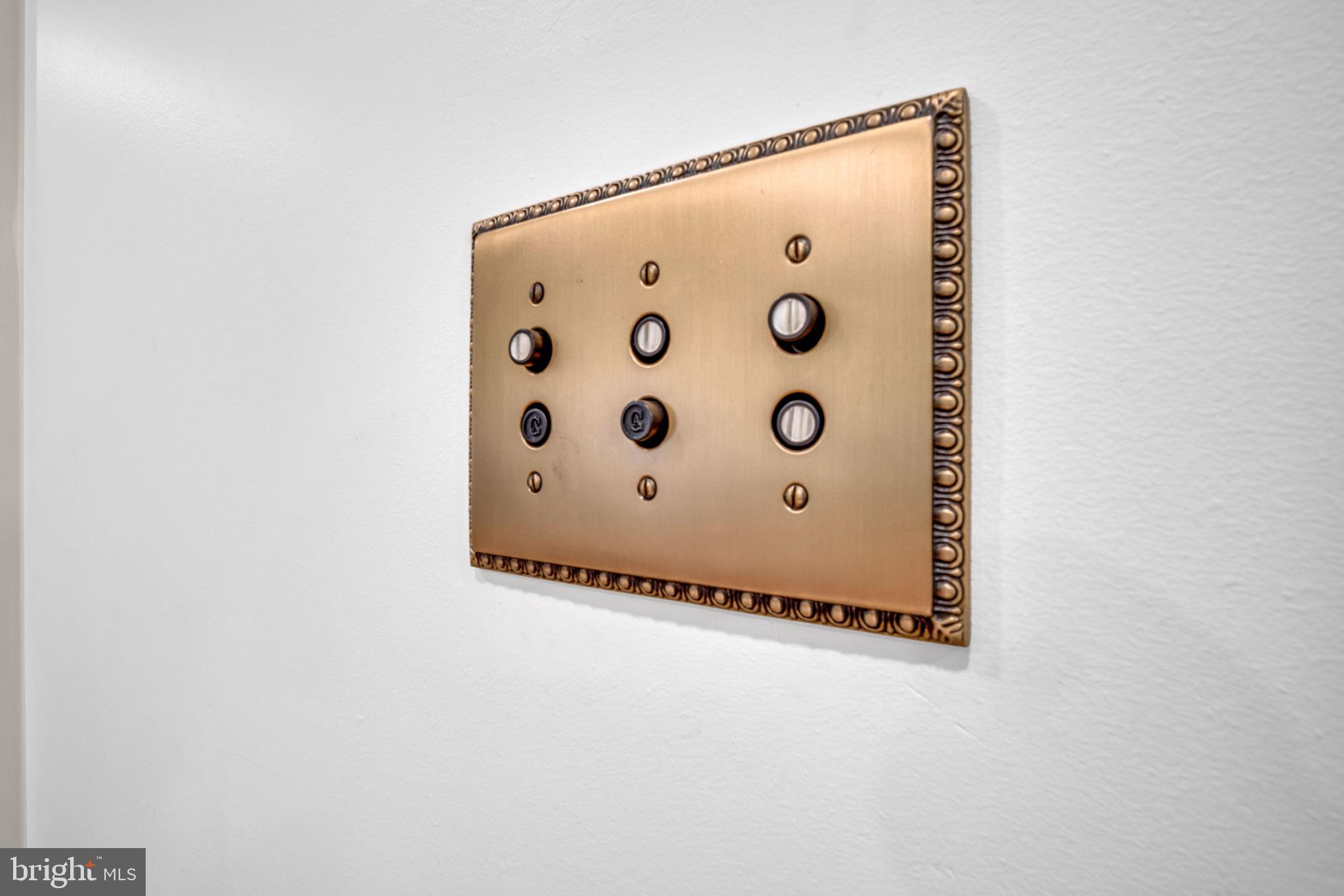 DICKINSON TWP - Residential