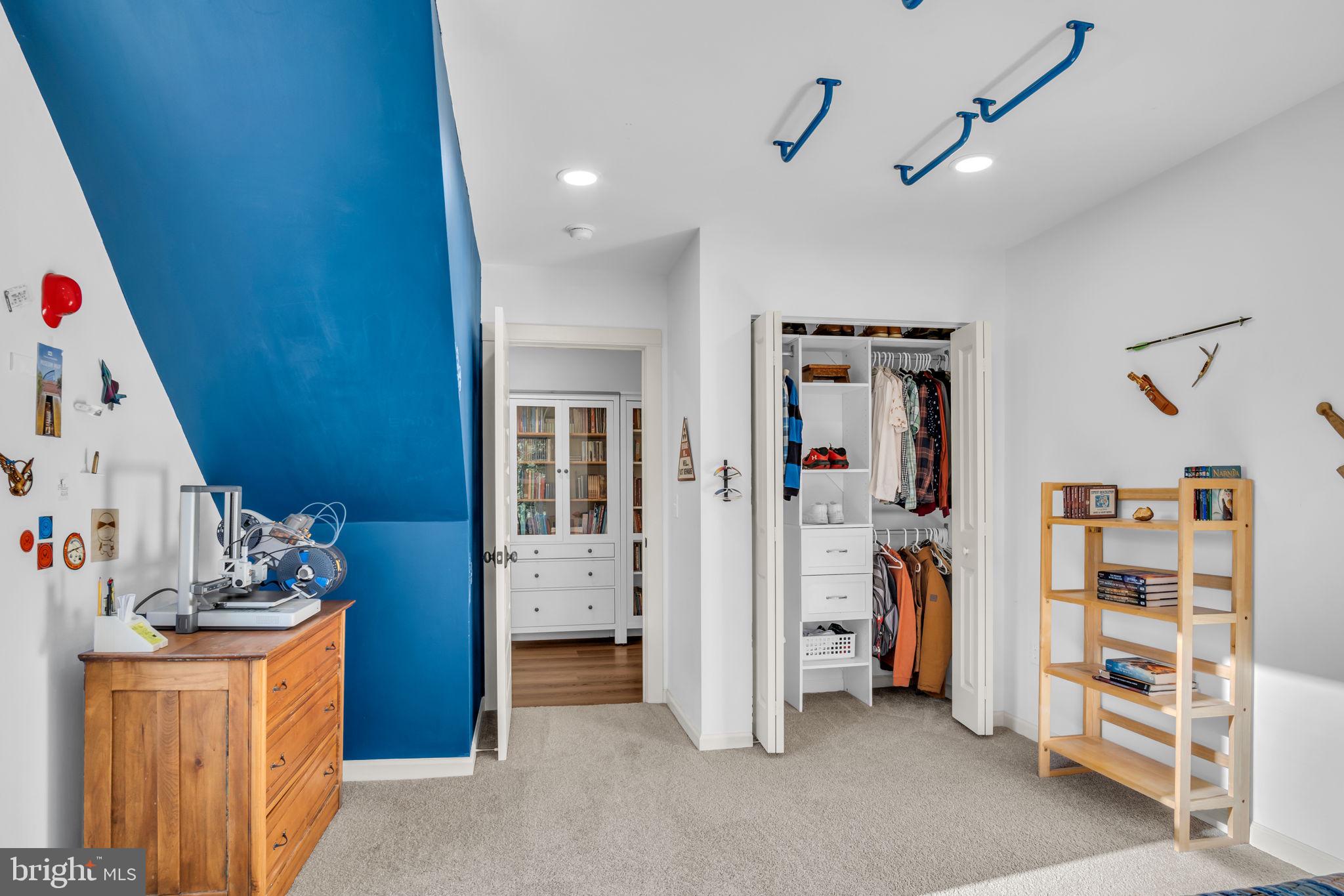 DICKINSON TWP - Residential