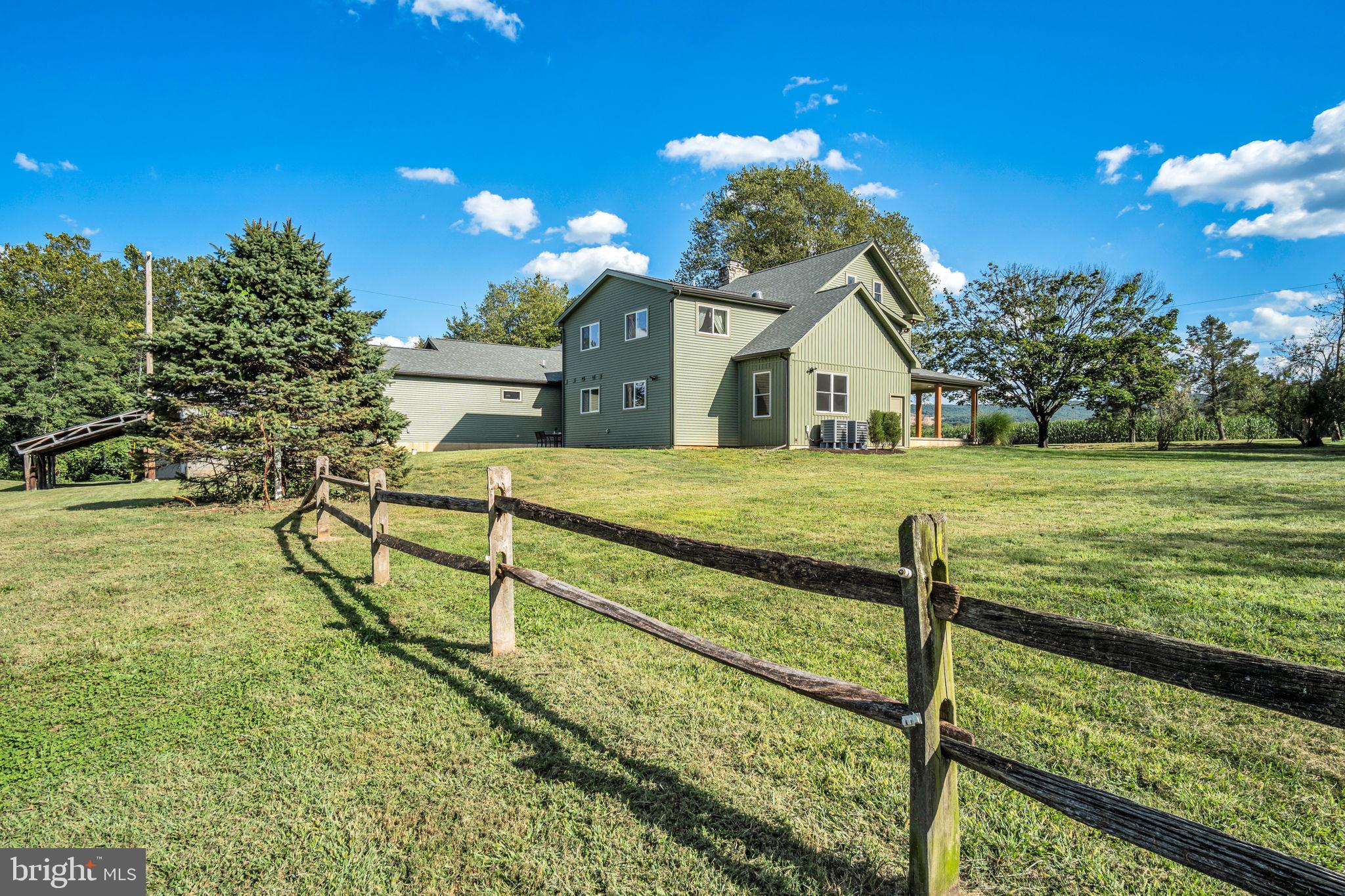 DICKINSON TWP - Residential