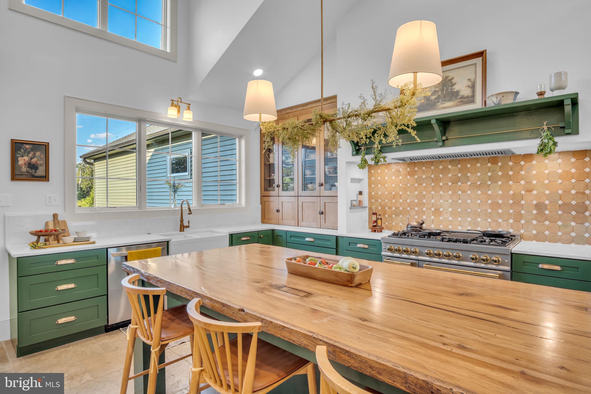 DICKINSON TWP - Residential