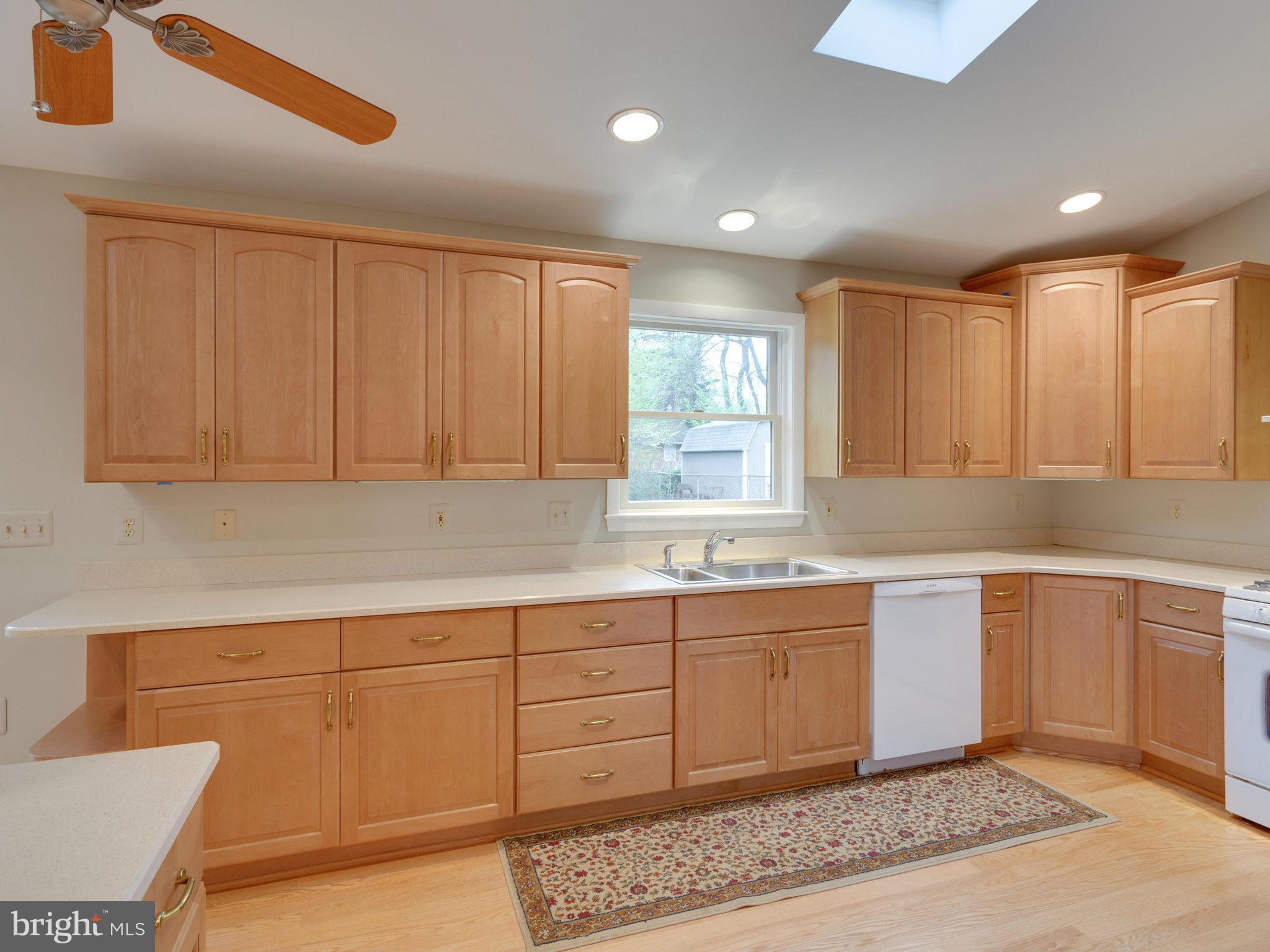 NORTH SPRINGFIELD - Residential