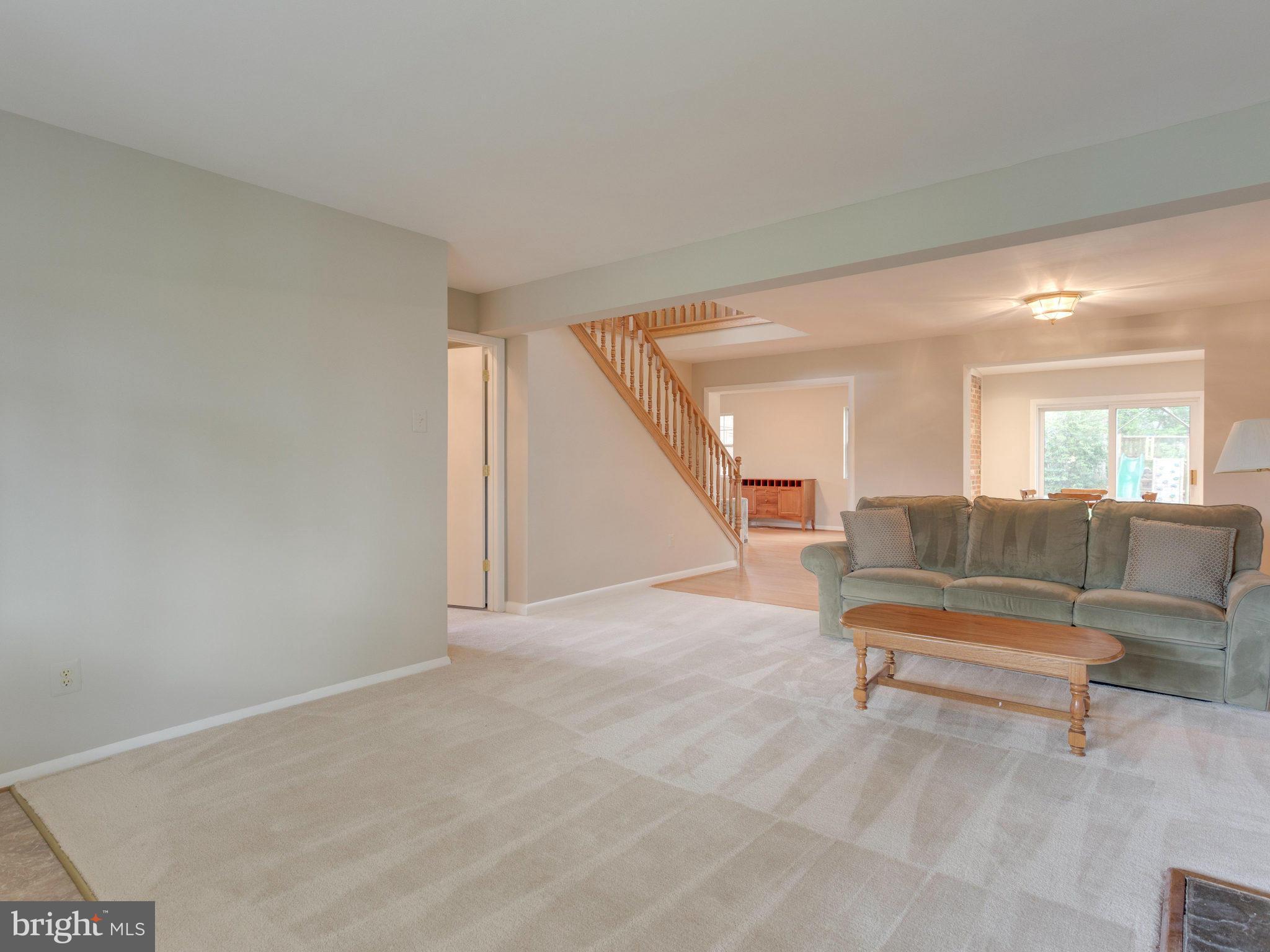 NORTH SPRINGFIELD - Residential