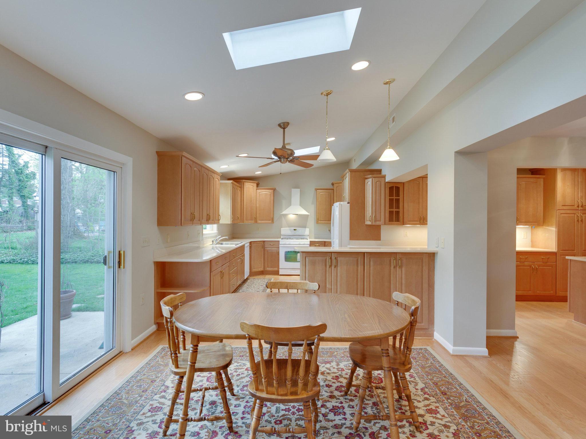 NORTH SPRINGFIELD - Residential